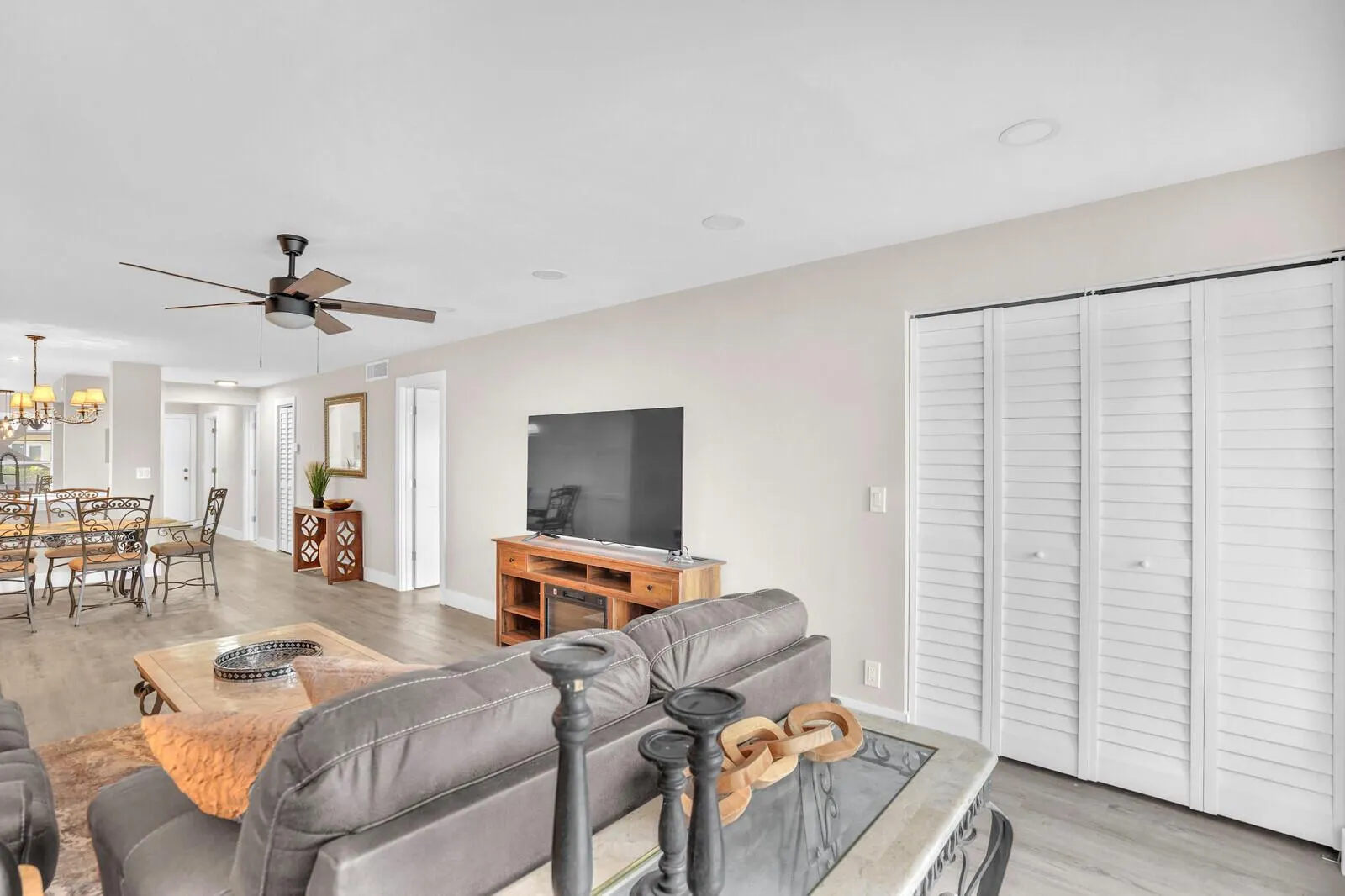 13719 Via Aurora Way, #A