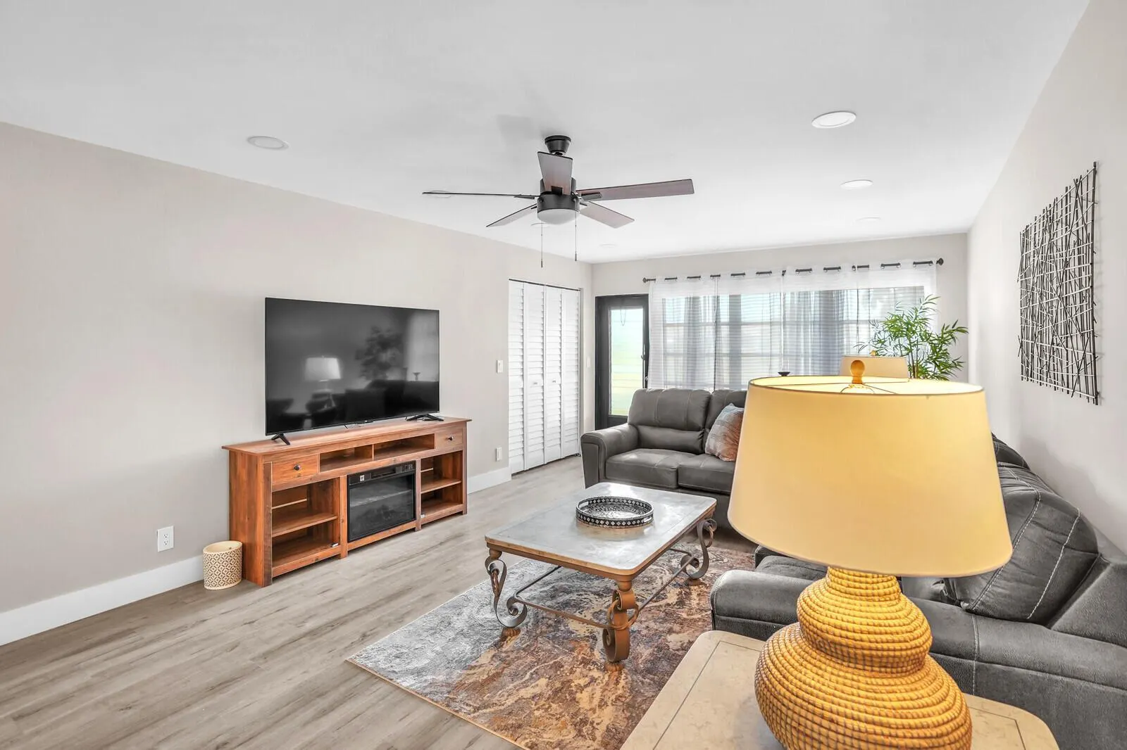 13719 Via Aurora Way, #A