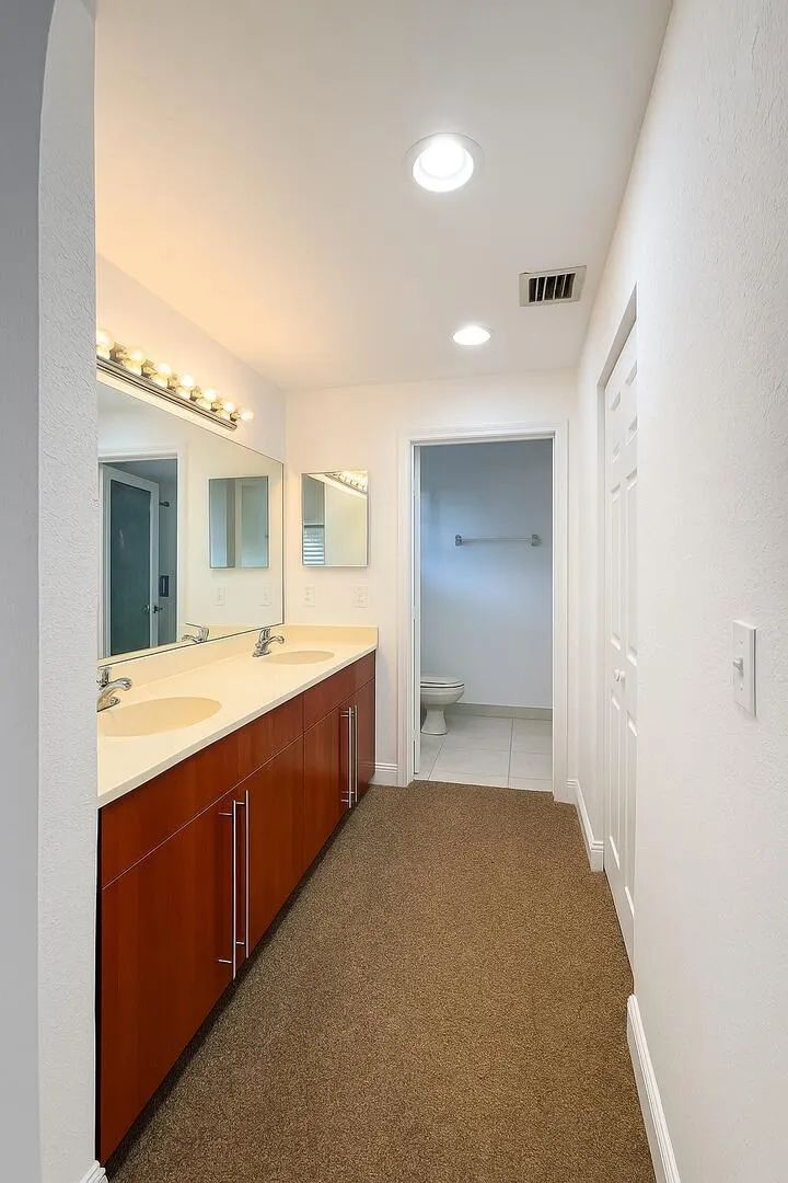 5120 NW 30th Ter