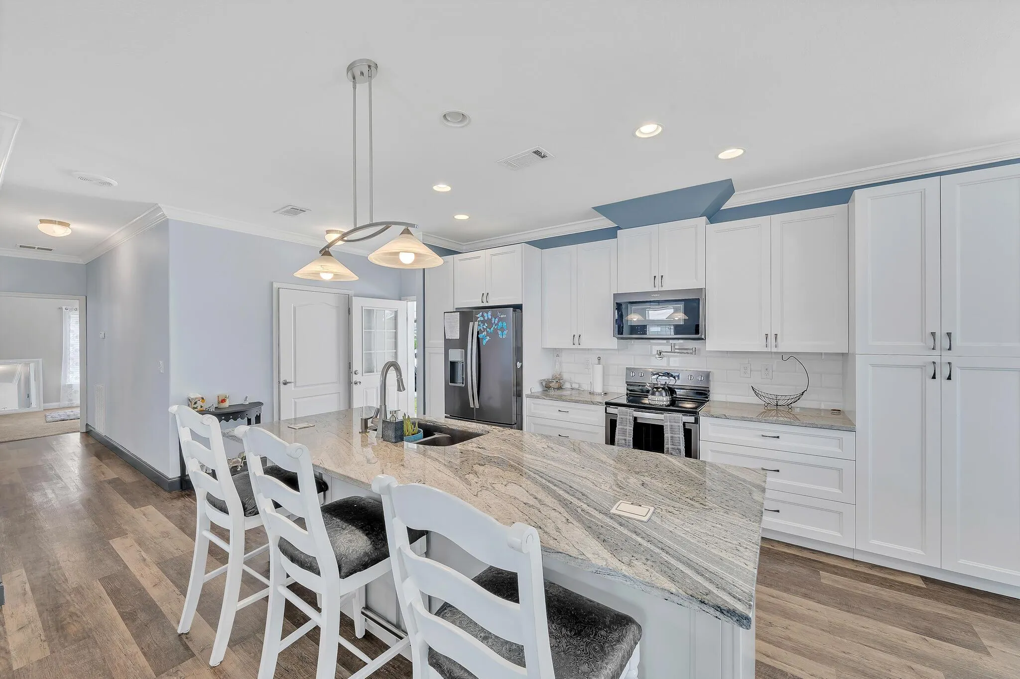 124 Plantation Boulevard