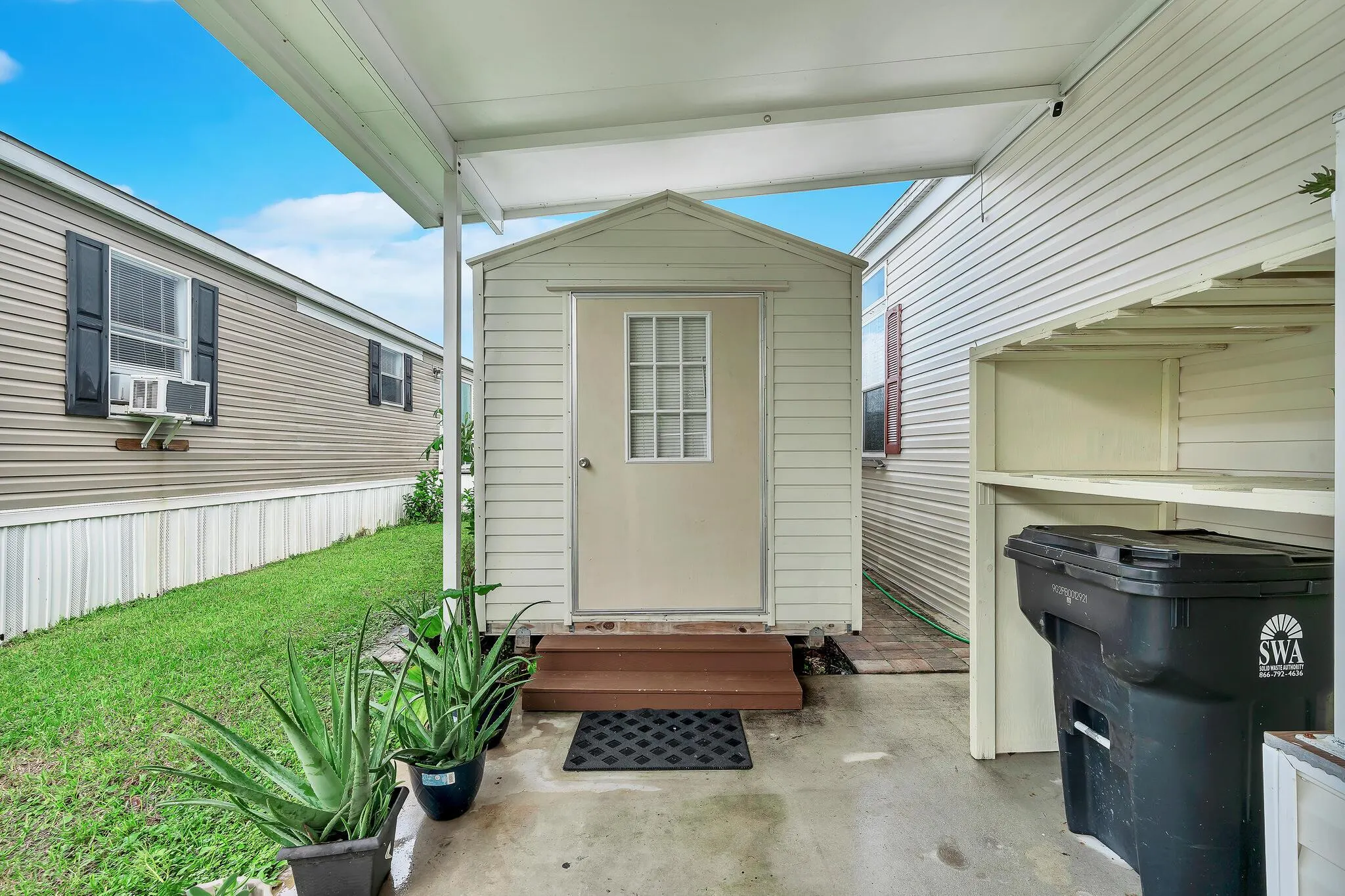 124 Plantation Boulevard