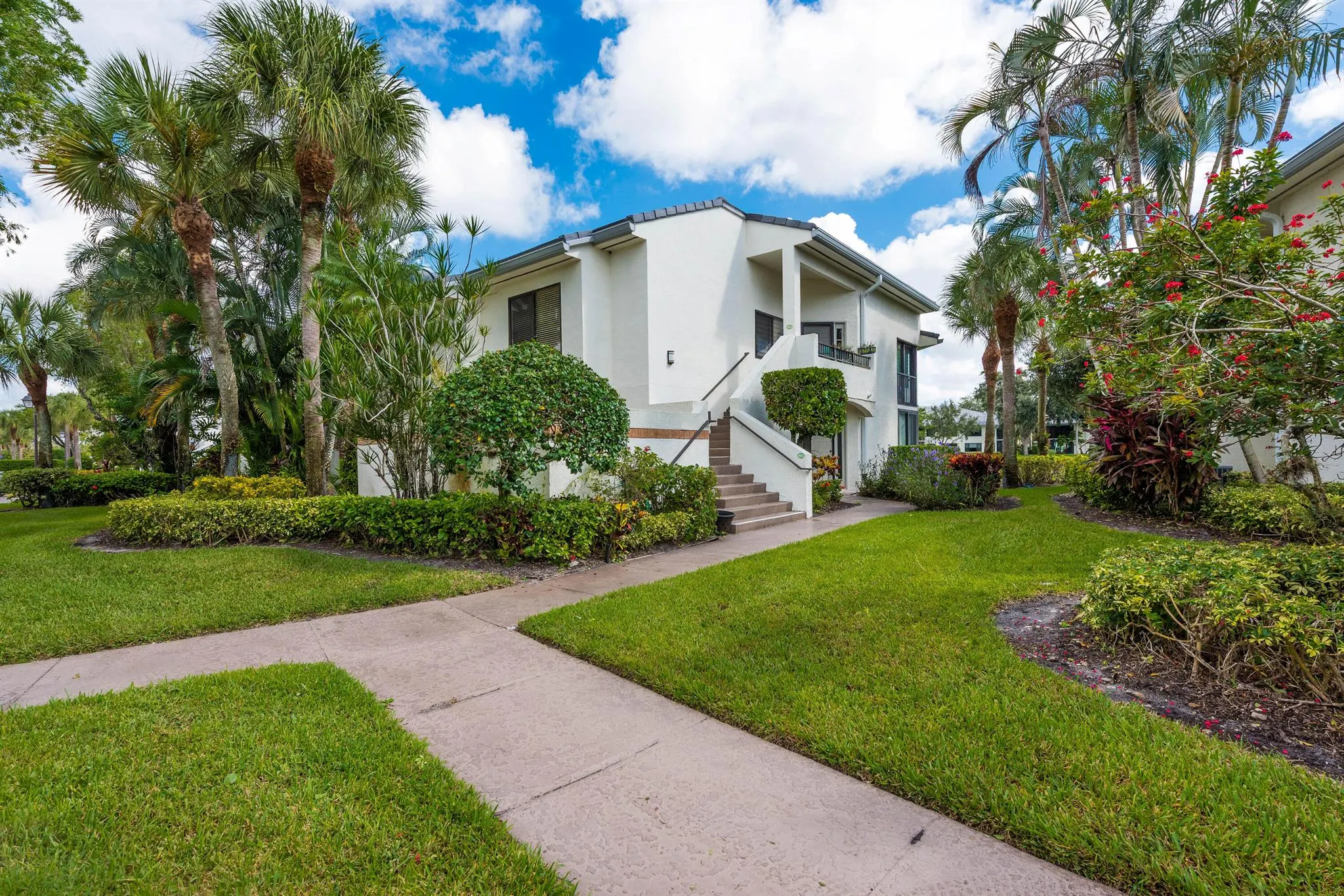 15980 Loch Katrine Trail, #8104
