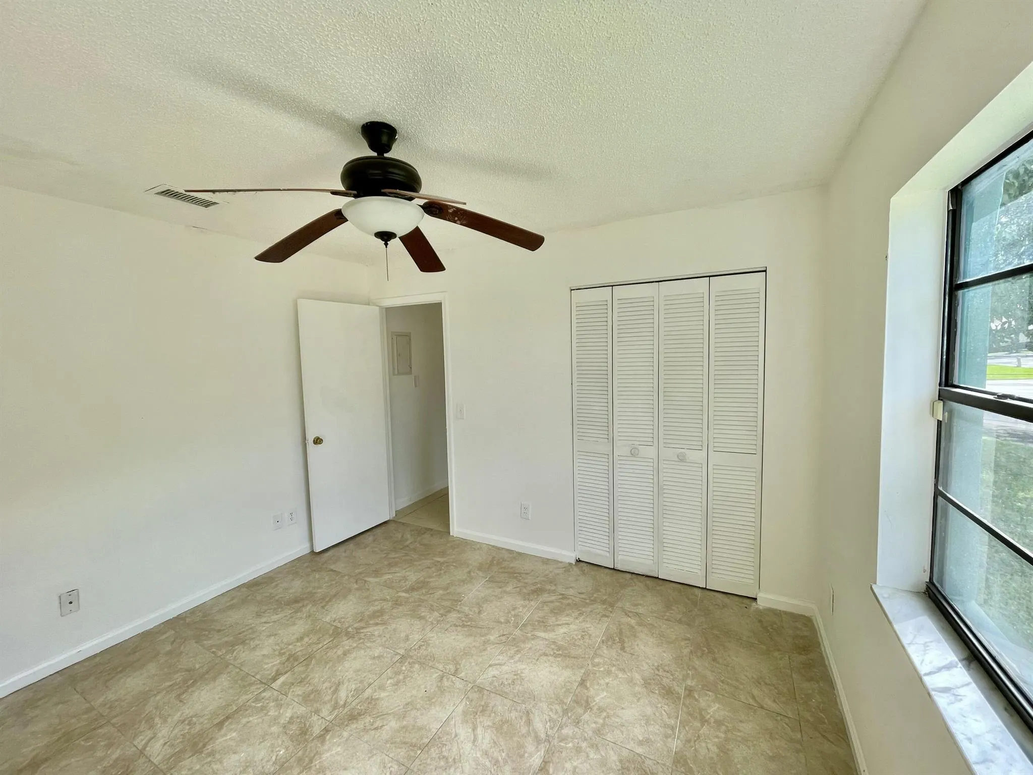 1020 Manor Drive, #1-C