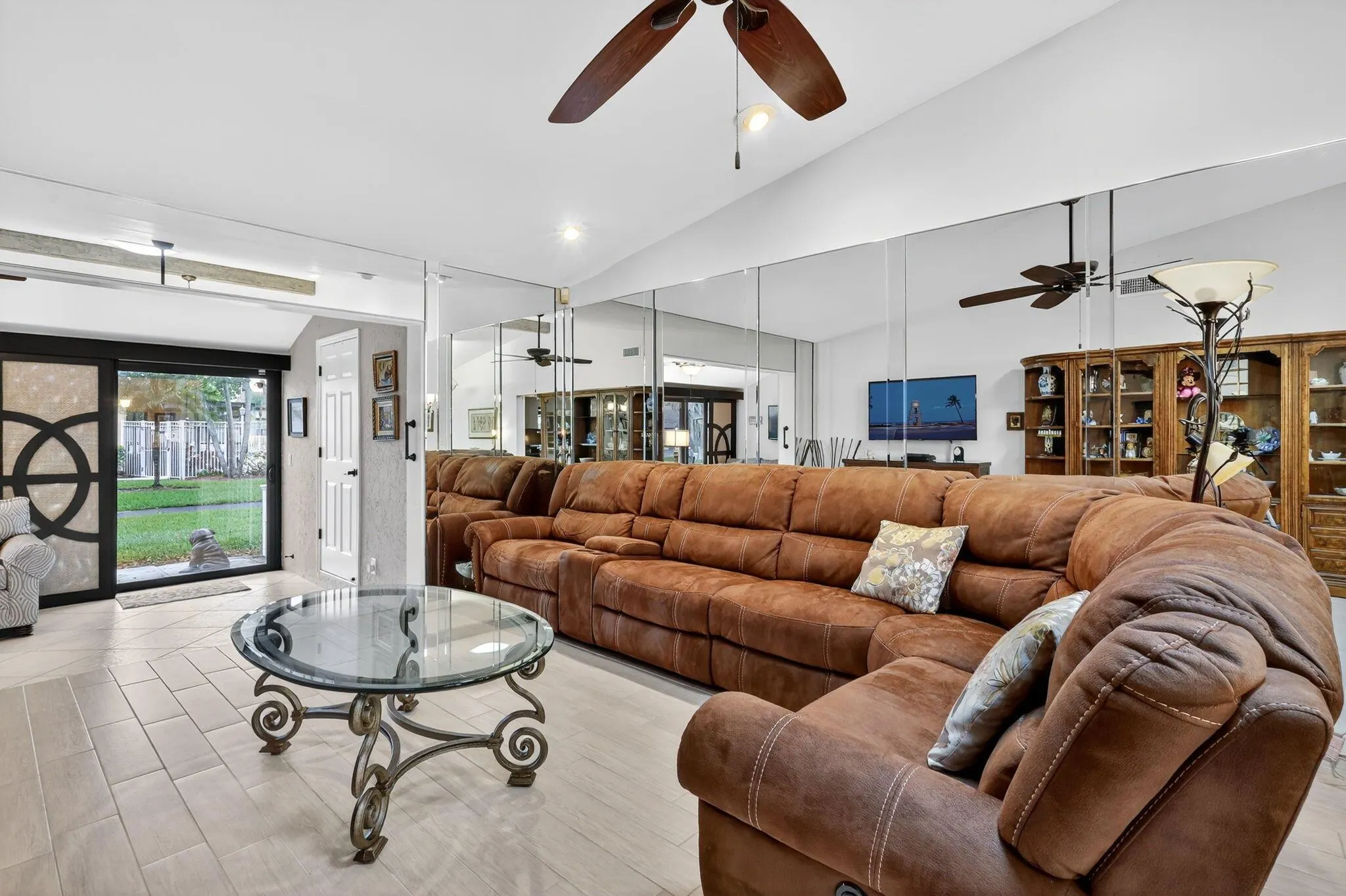 541 Shady Pine Way, #A