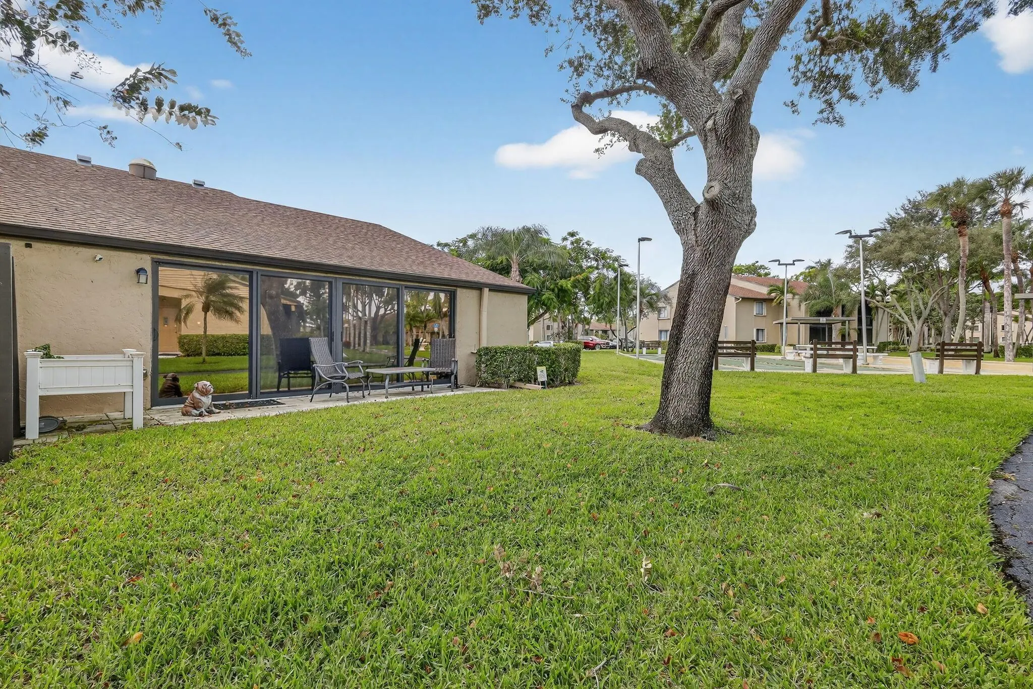 541 Shady Pine Way, #A