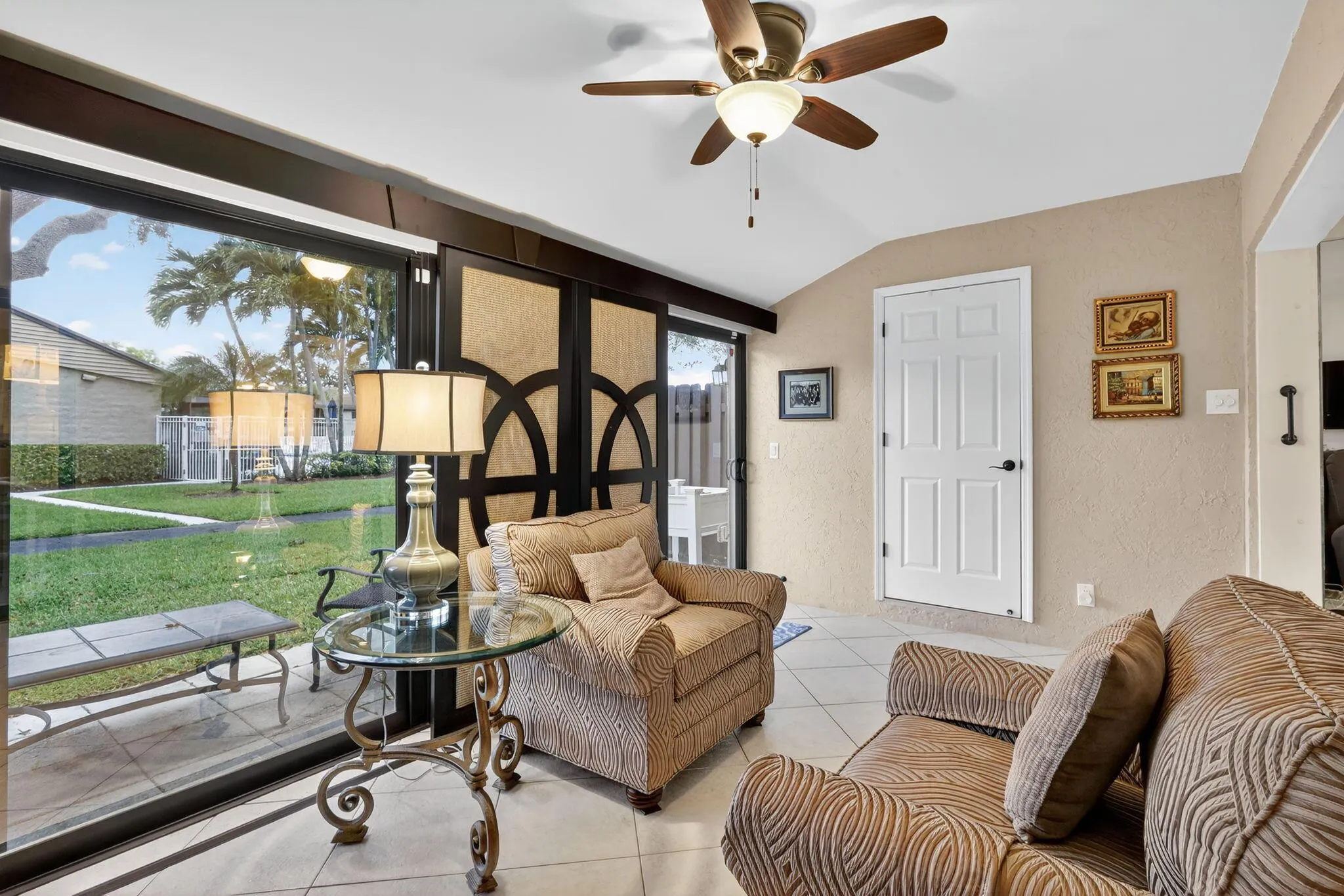 541 Shady Pine Way, #A