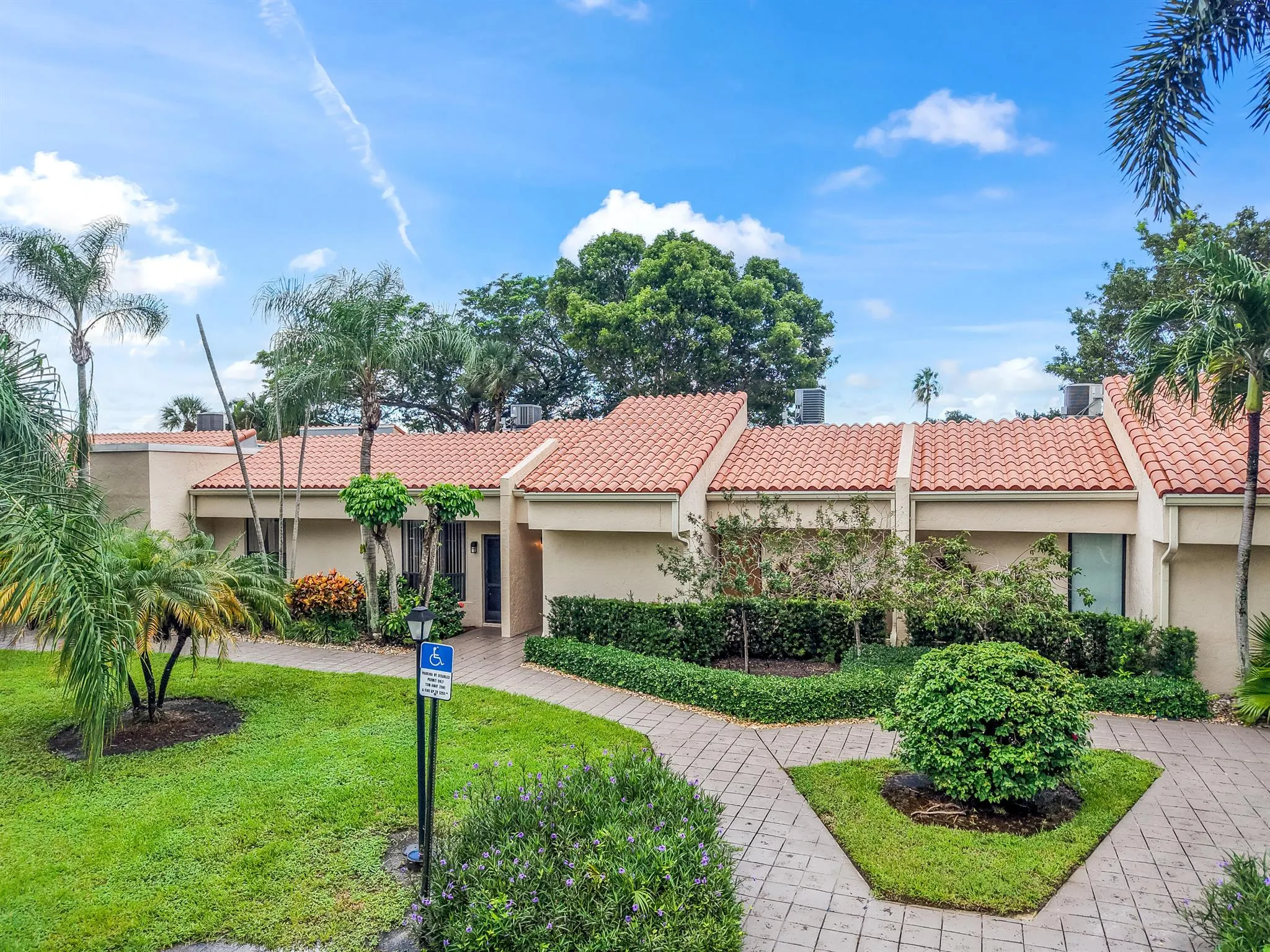 7495 La Paz Boulevard, #105