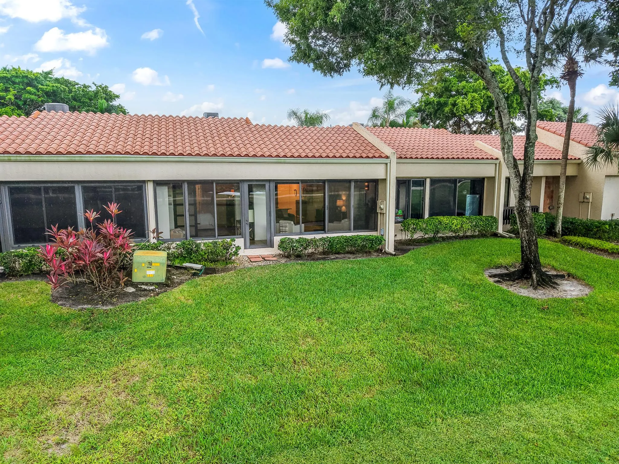 7495 La Paz Boulevard, #105