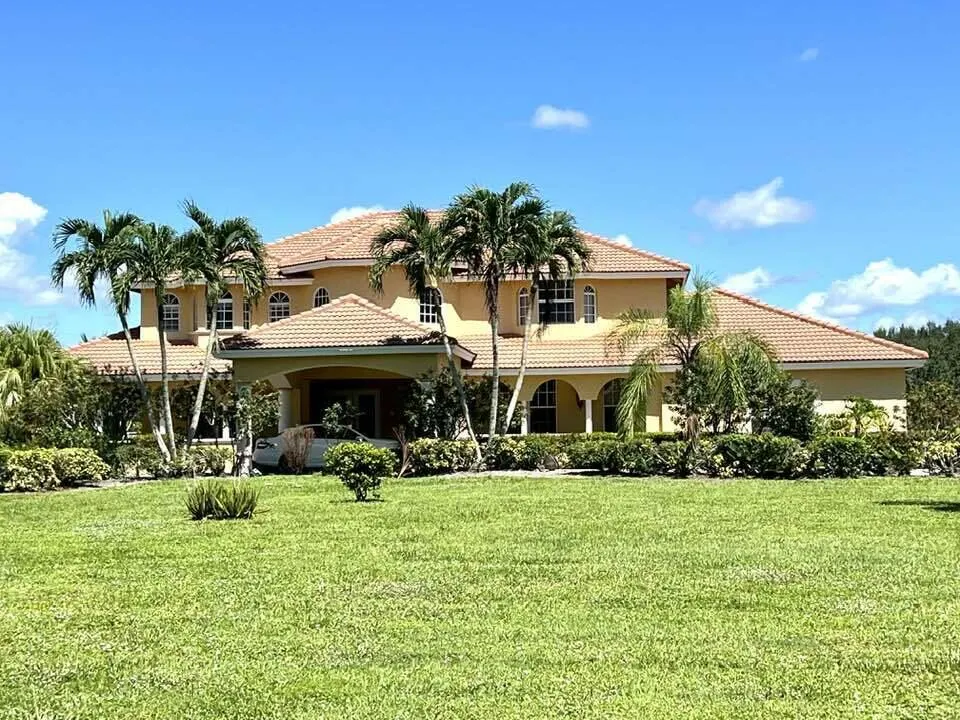 14983 Draft Horse Lane