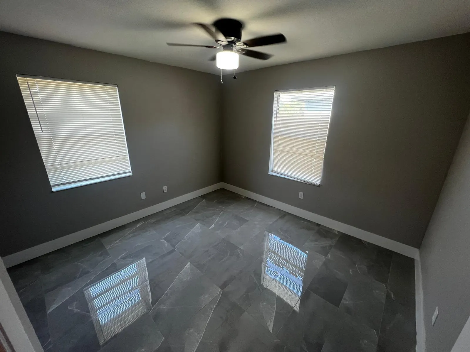 2067 Laura Lane, #B