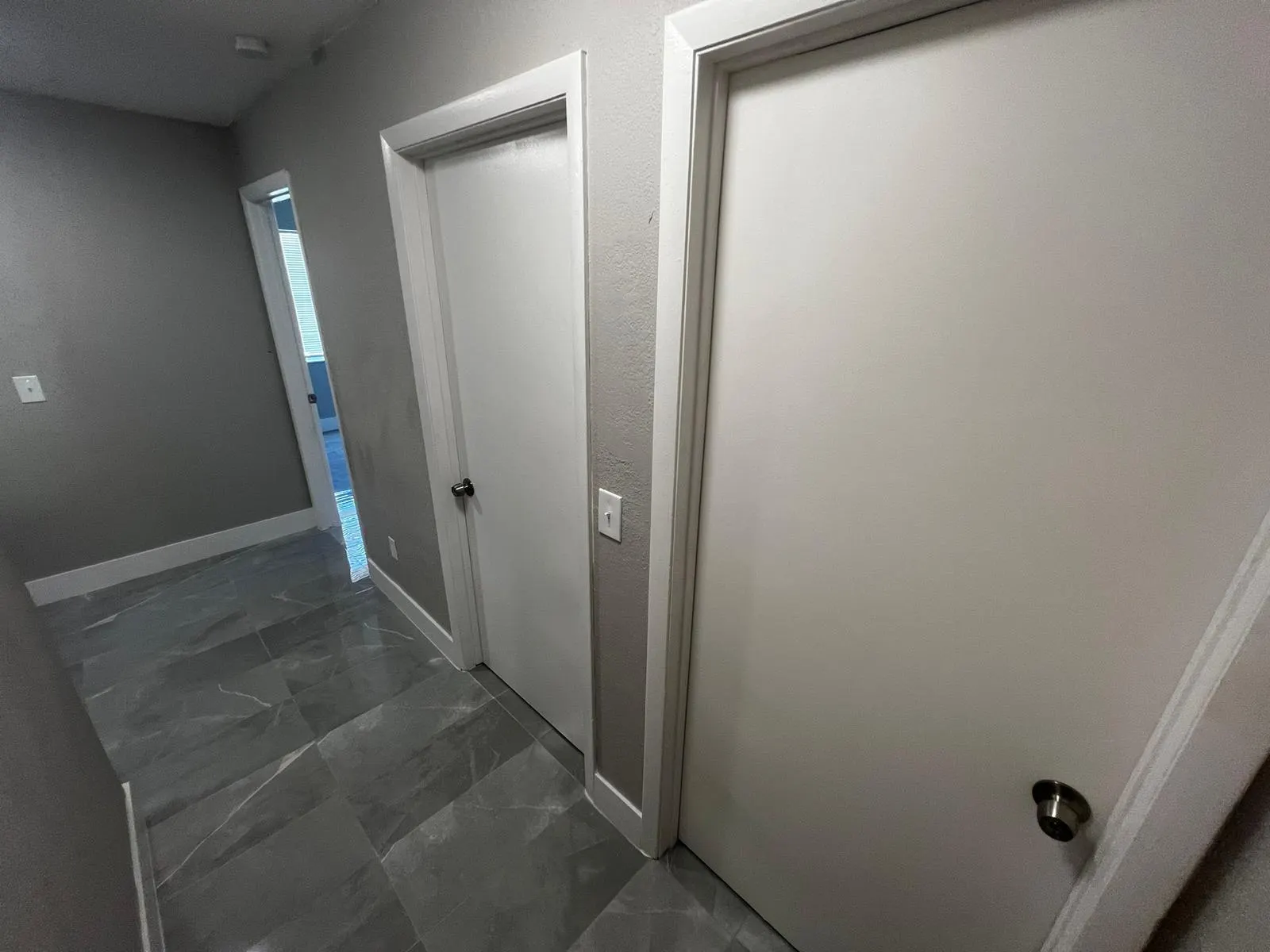 2067 Laura Lane, #B