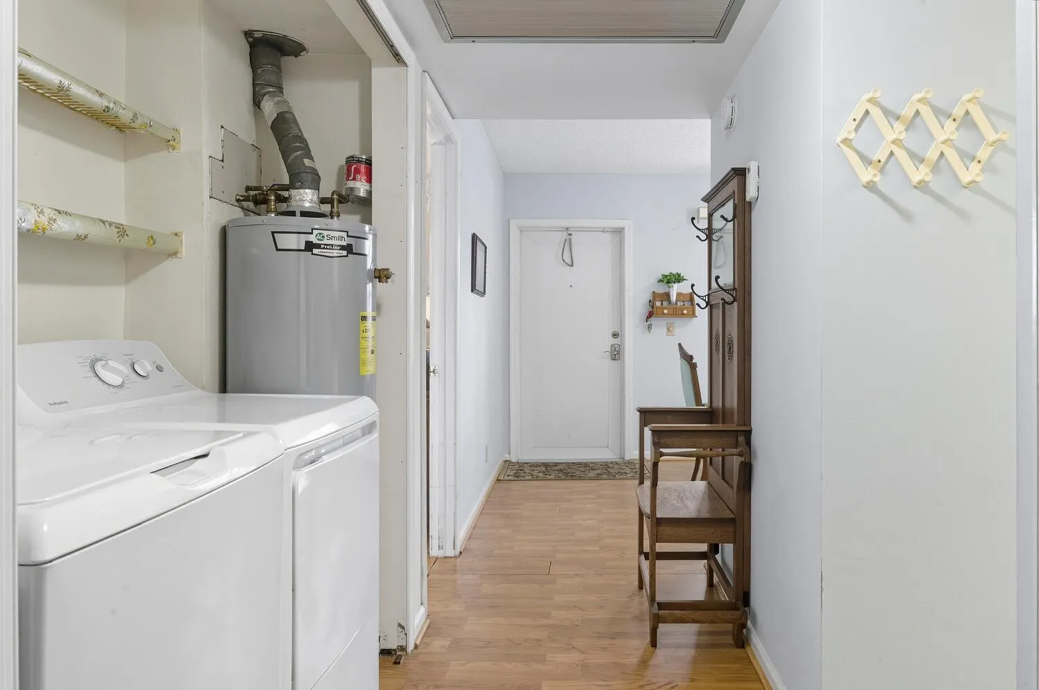 3075 Gardens East Drive, #14
