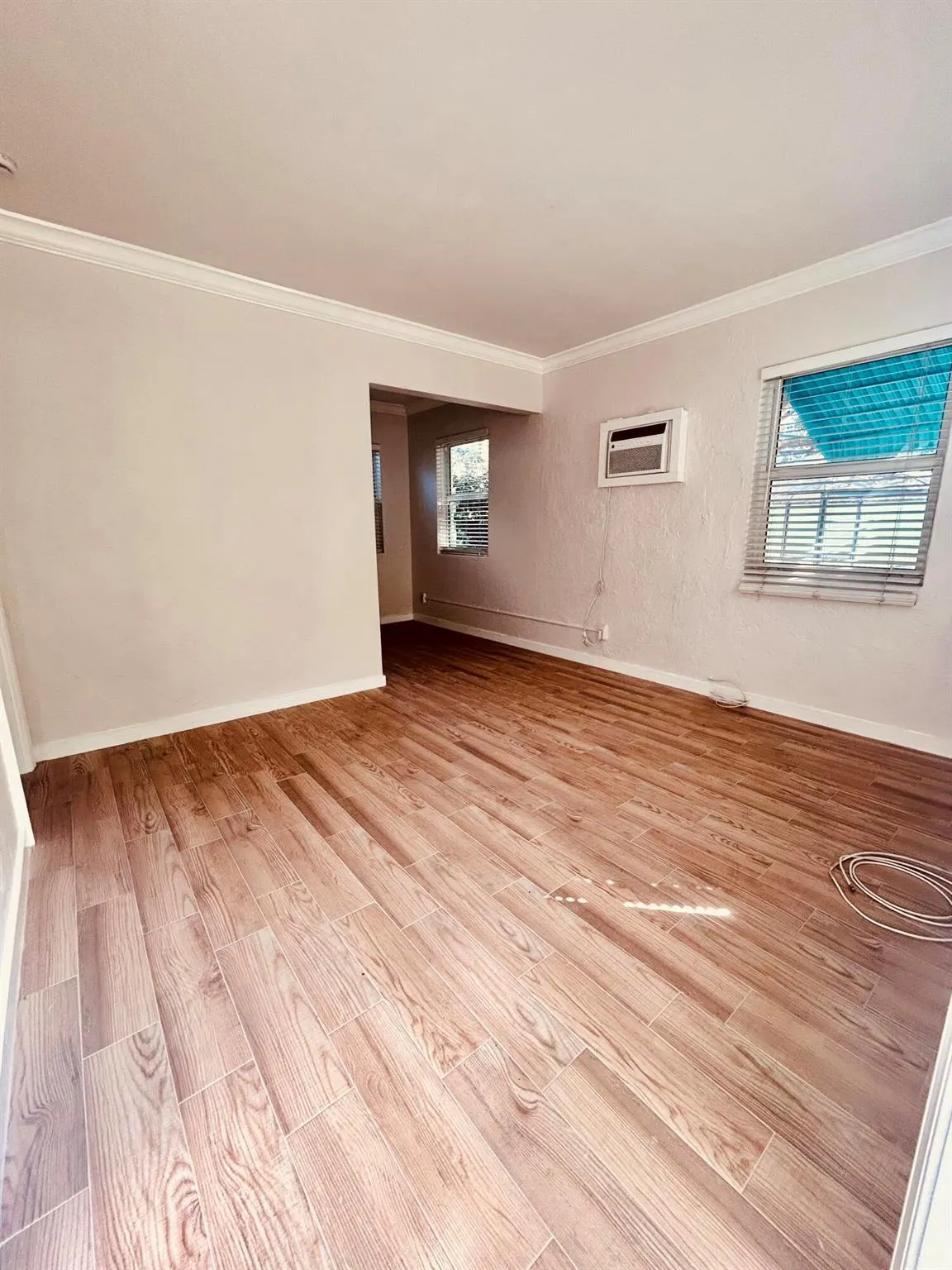 18 S K Street, #2