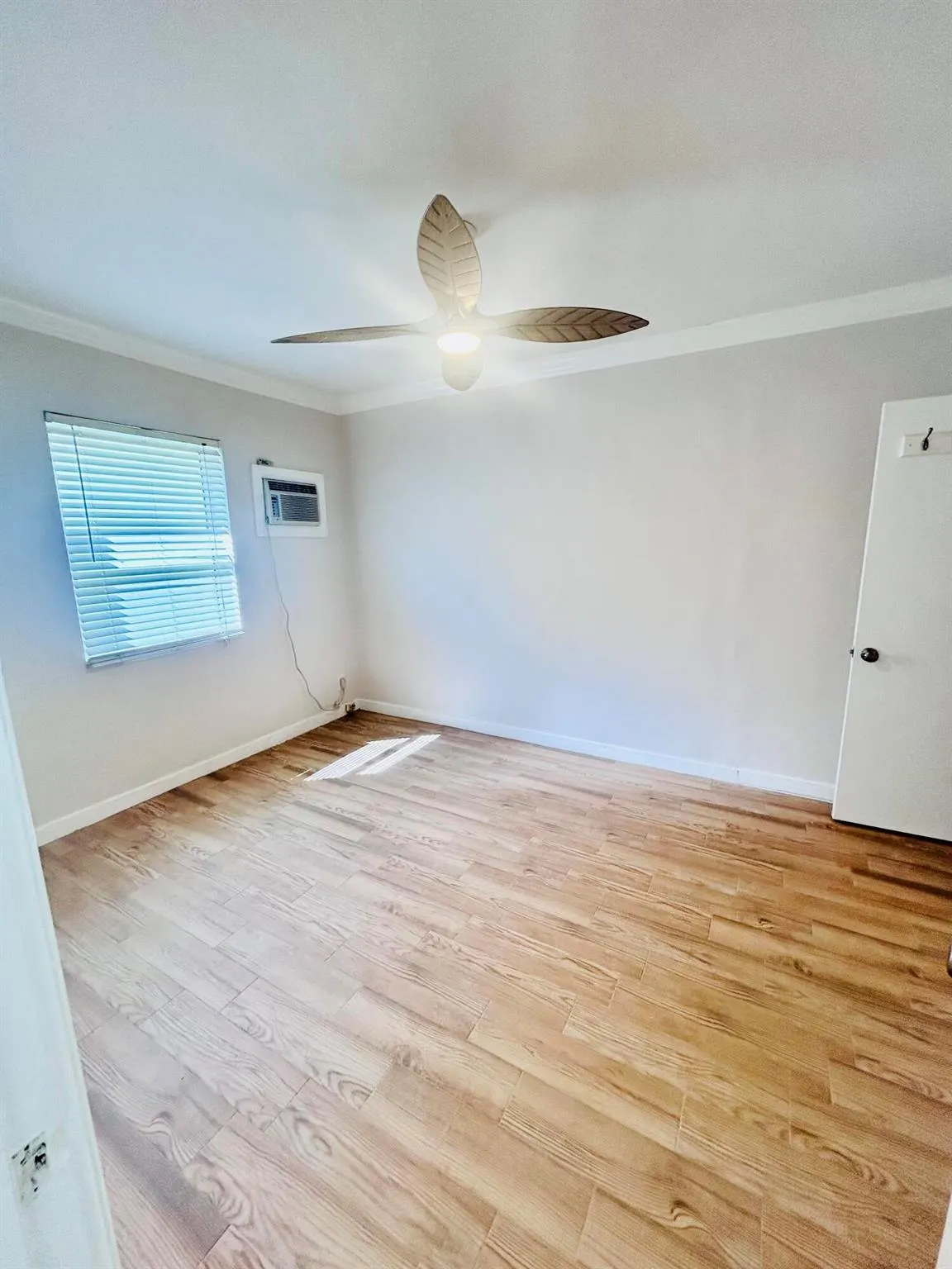 18 S K Street, #2