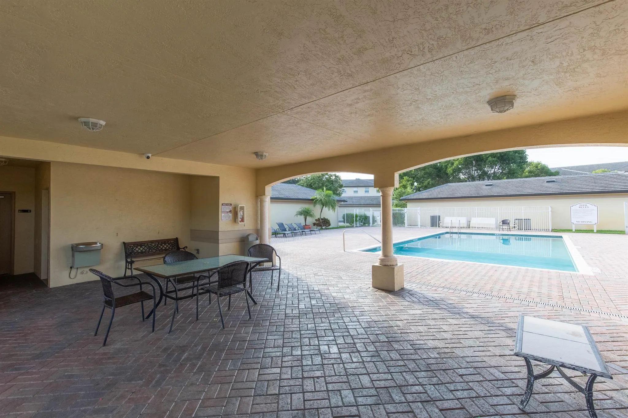 2040 Greenview Shores Boulevard, #211
