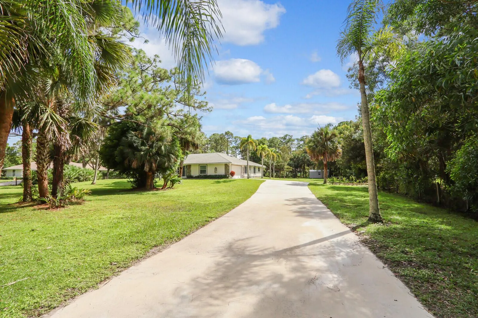 10358 158th Street N
