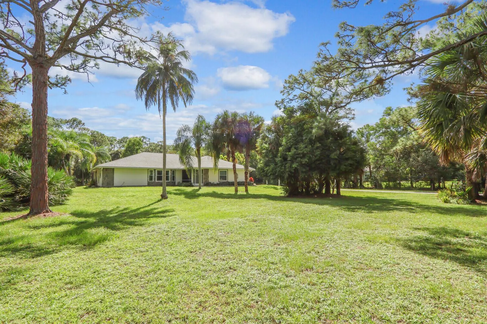 10358 158th Street N