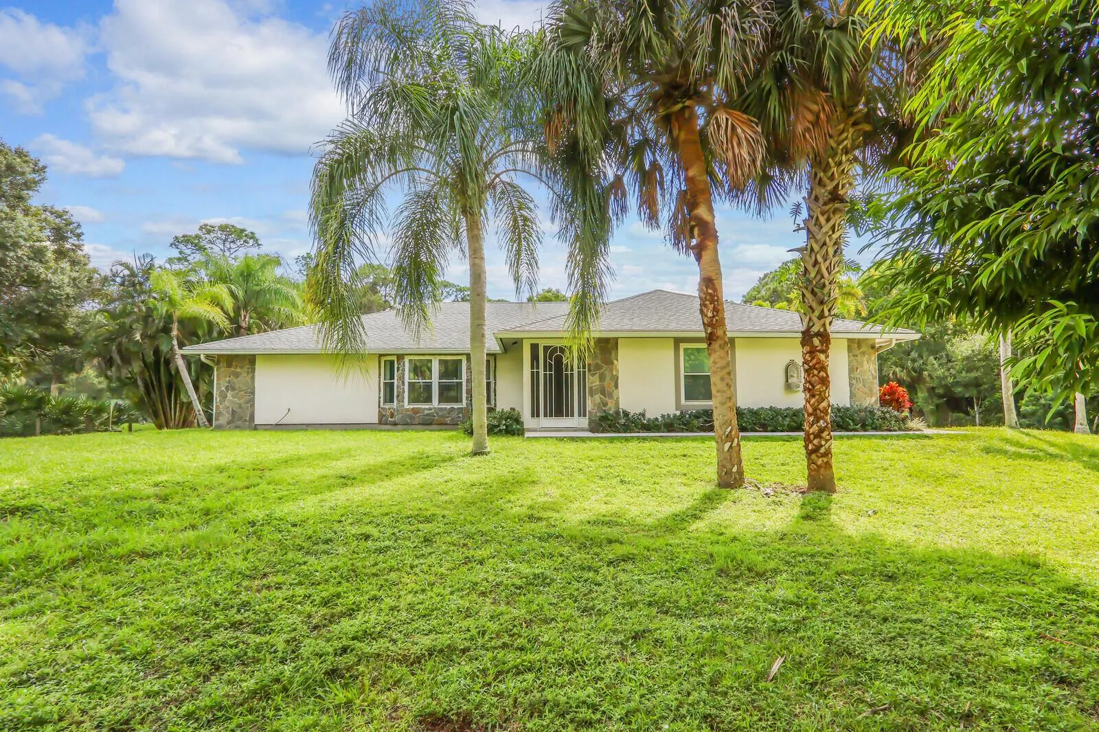 10358 158th Street N