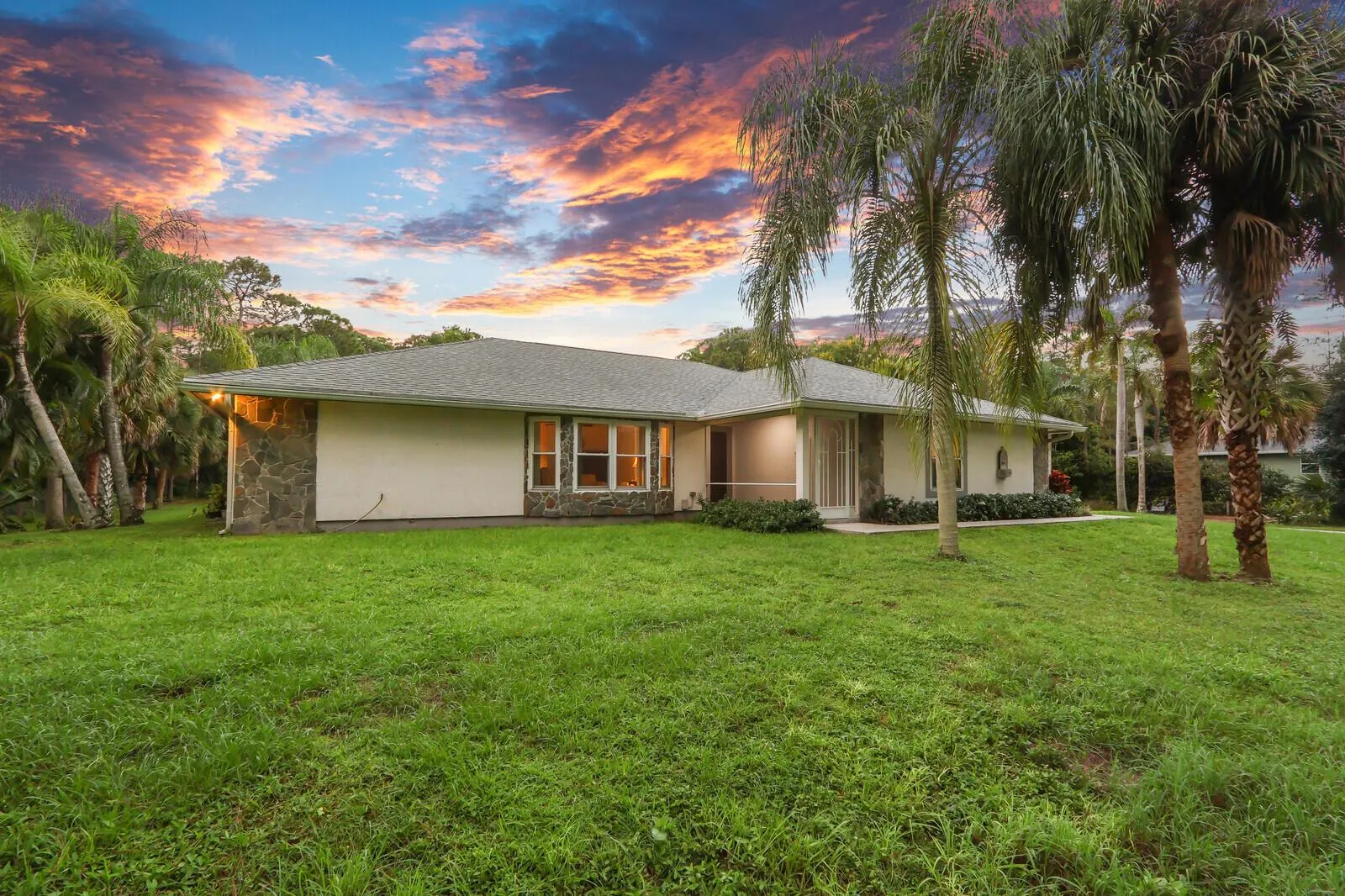 10358 158th Street N