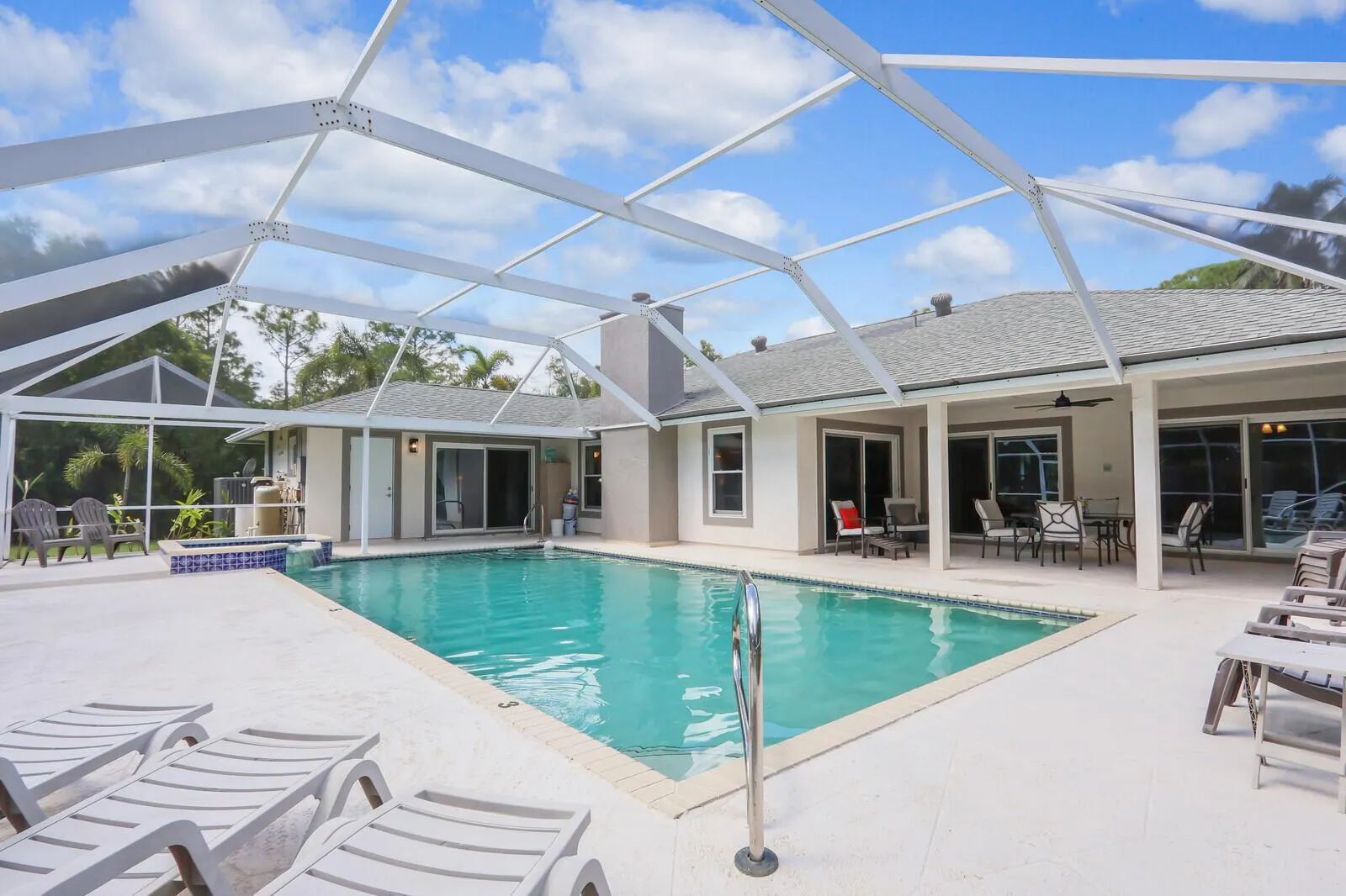 10358 158th Street N