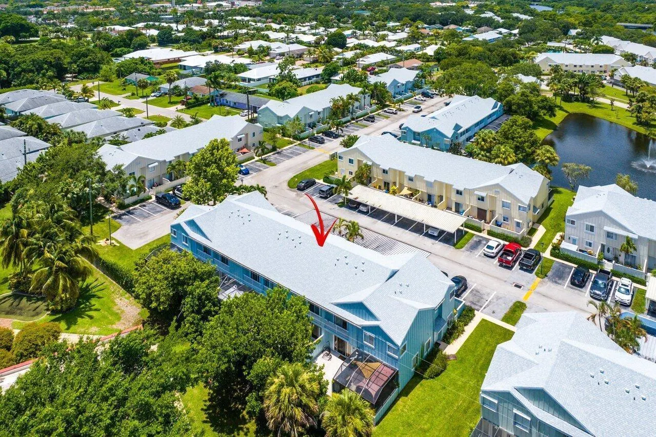 6222 Riverwalk Lane, #1