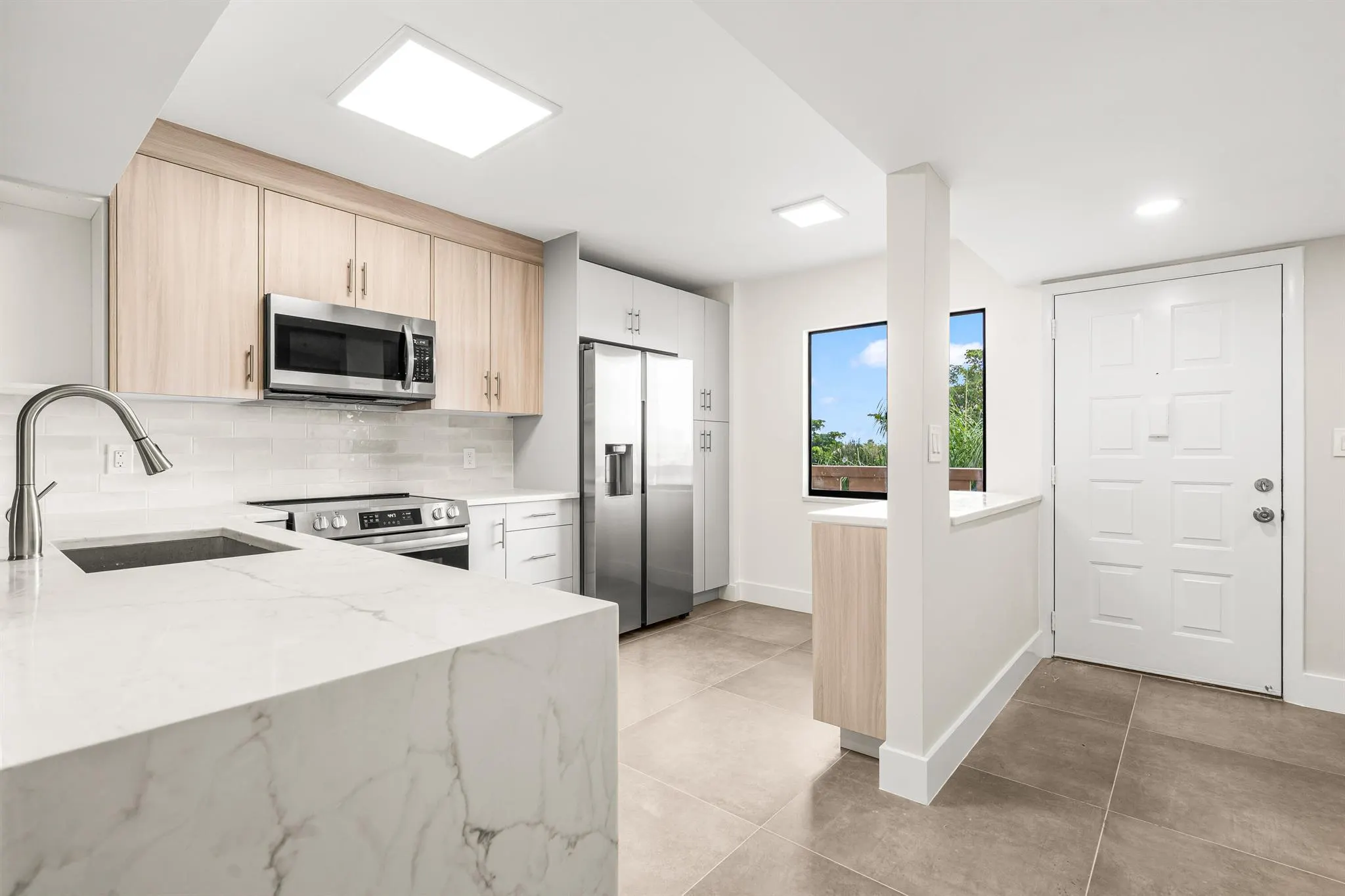 14425 Strathmore Lane, #505