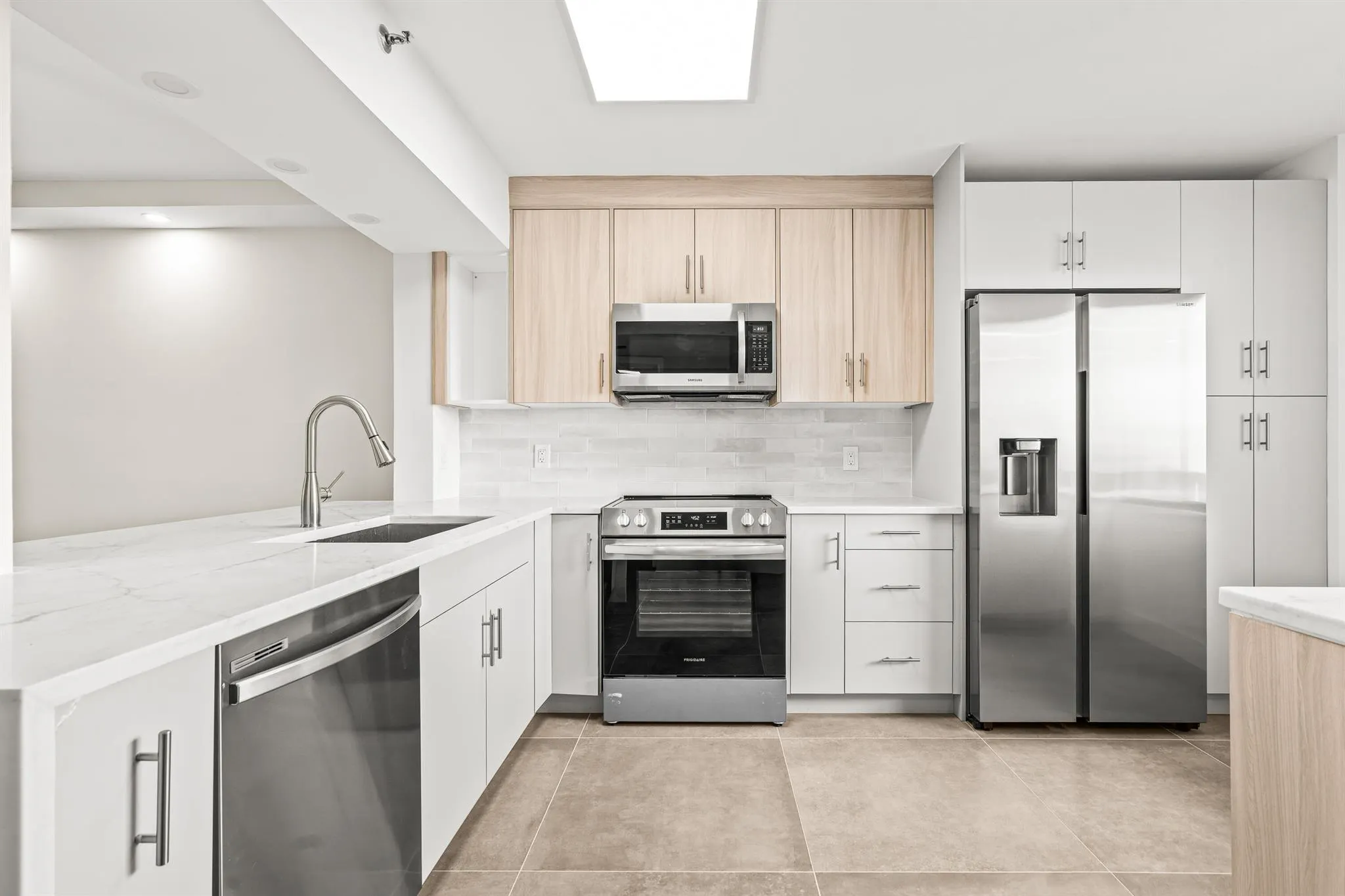 14425 Strathmore Lane, #505