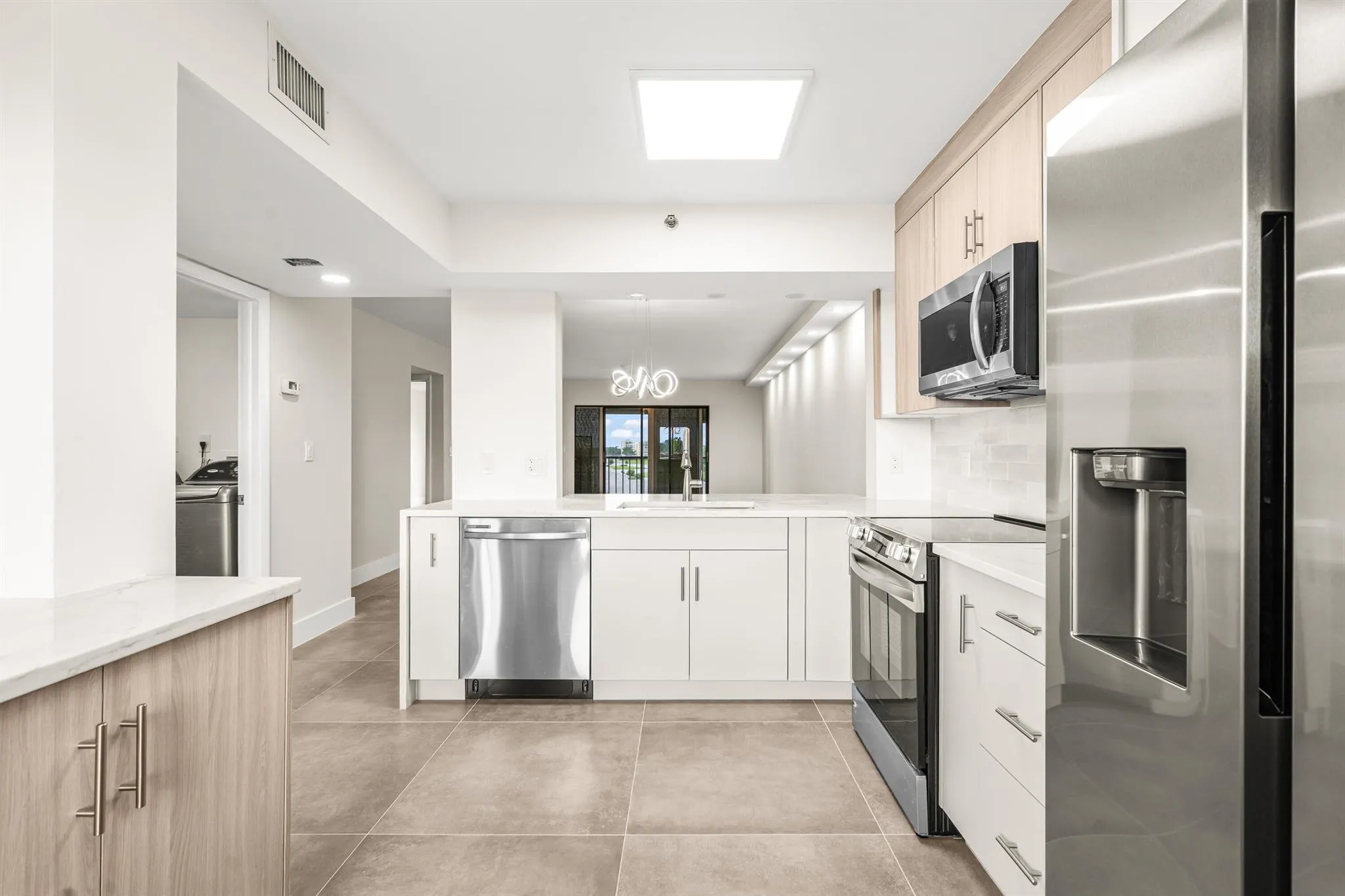 14425 Strathmore Lane, #505