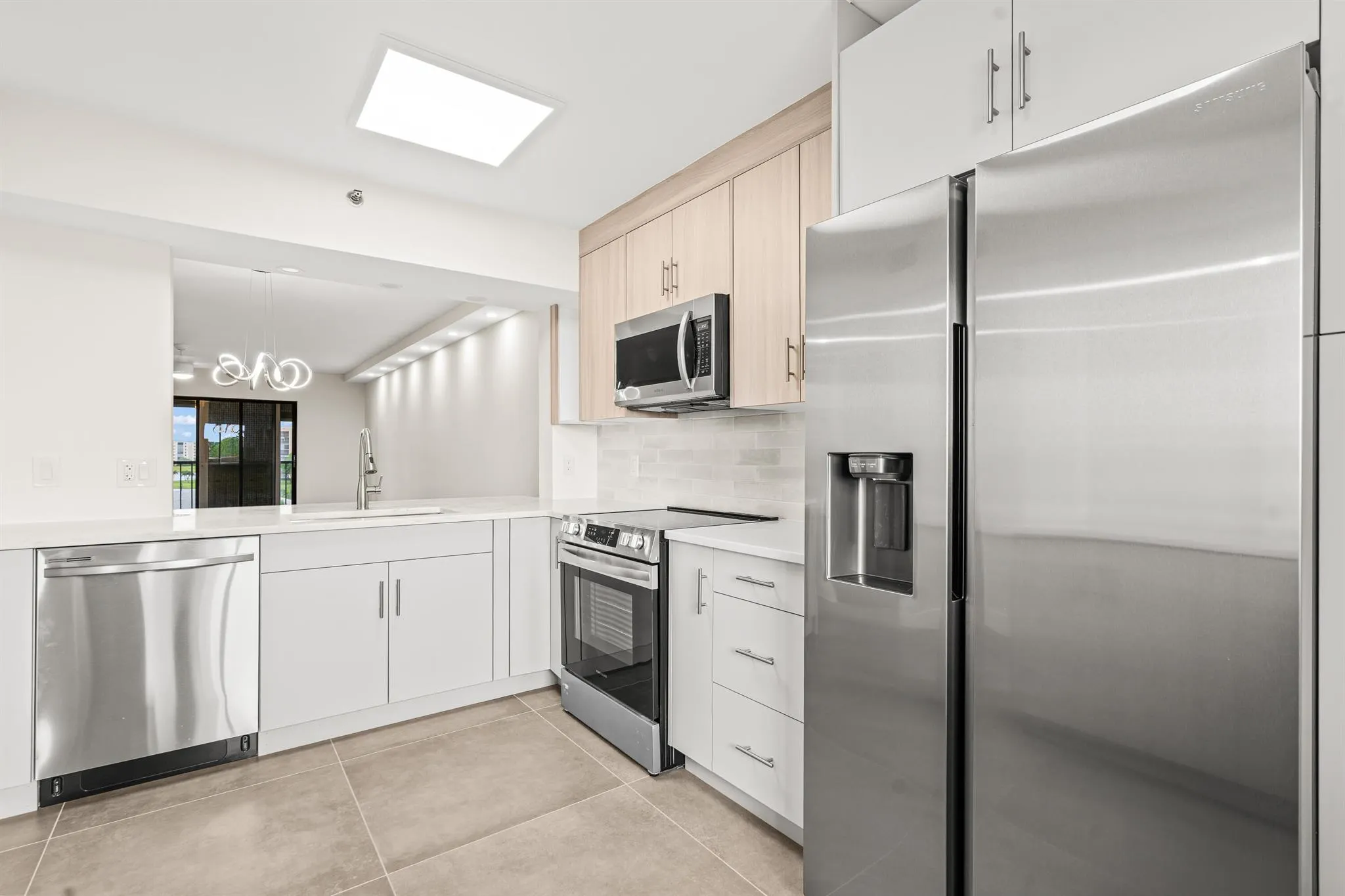 14425 Strathmore Lane, #505