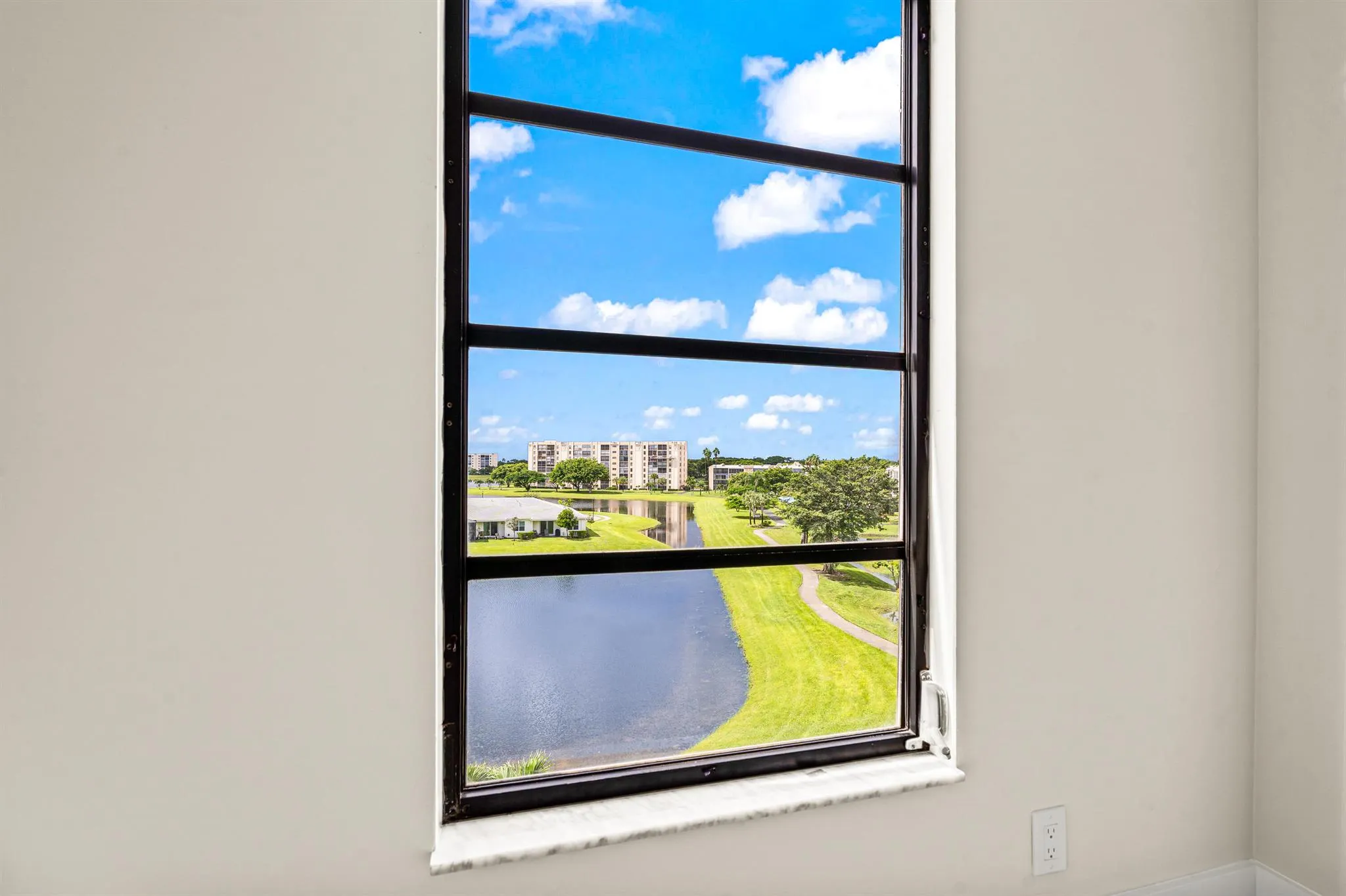 14425 Strathmore Lane, #505