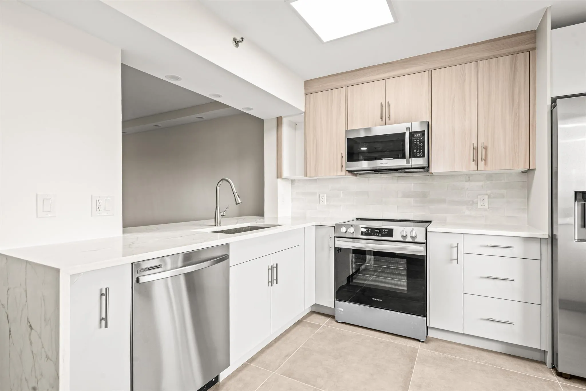 14425 Strathmore Lane, #505