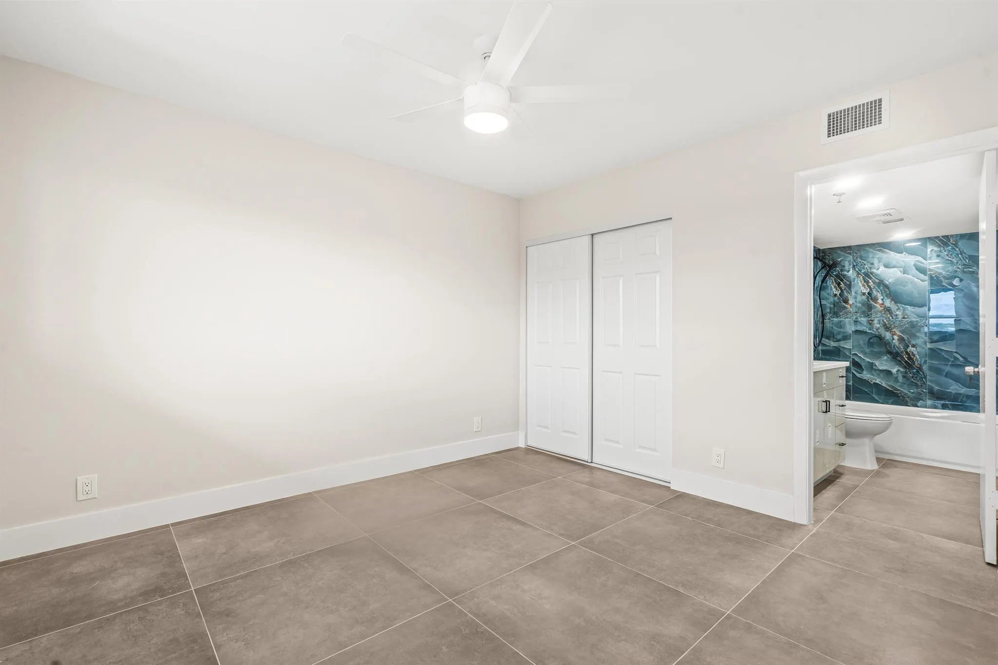 14425 Strathmore Lane, #505