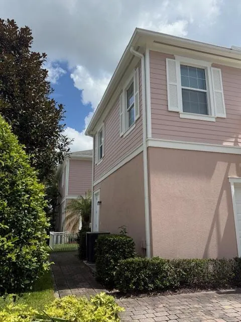1382 Sigsbee Alley, #2