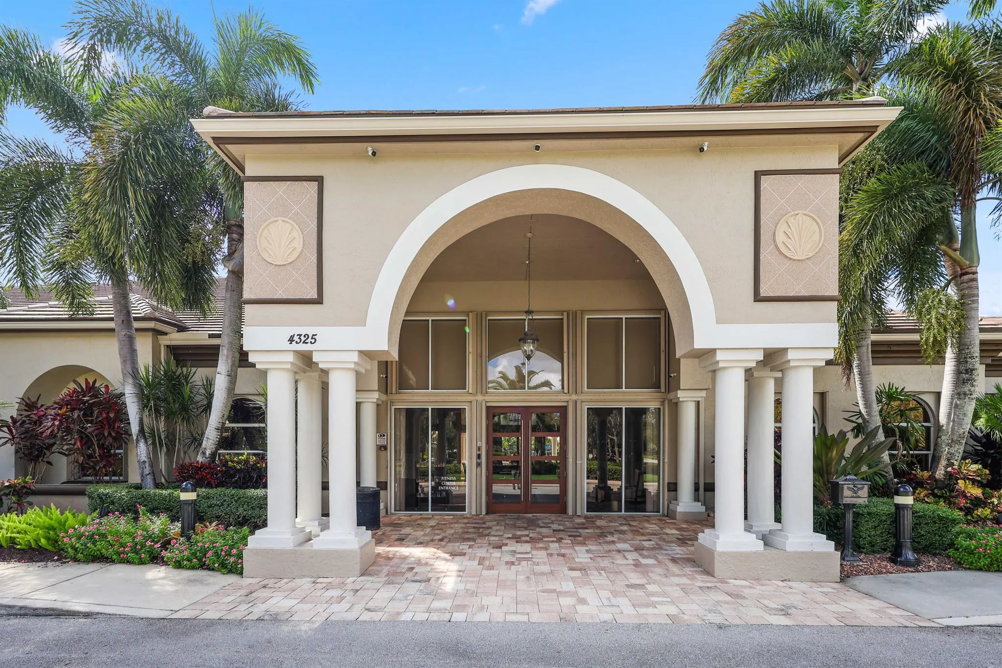 4667 Island Reef Drive