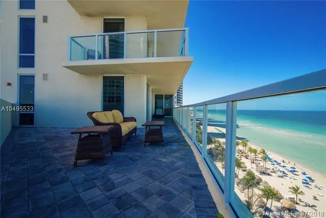 16699 Collins Avenue, #1909