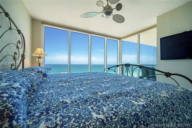 16699 Collins Avenue, #1909