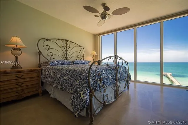 16699 Collins Avenue, #1909