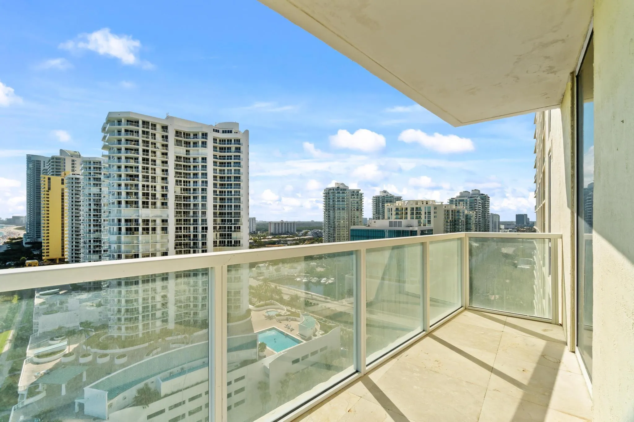 16699 Collins Avenue, #1909