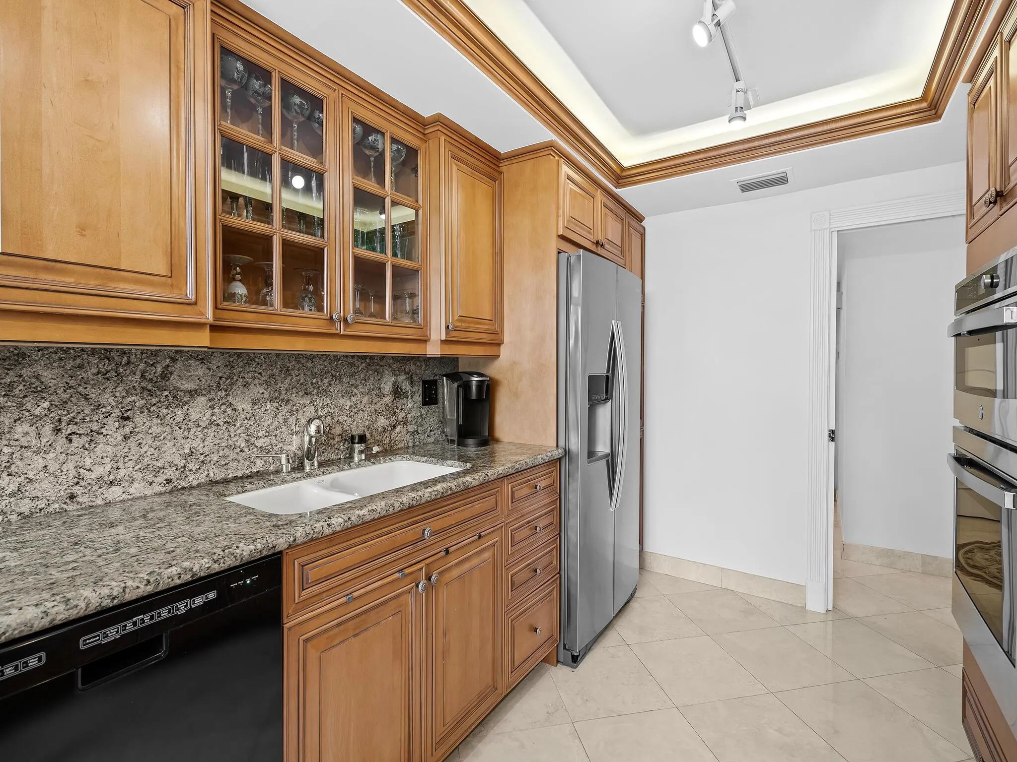 901 E Camino Real Drive, #4d