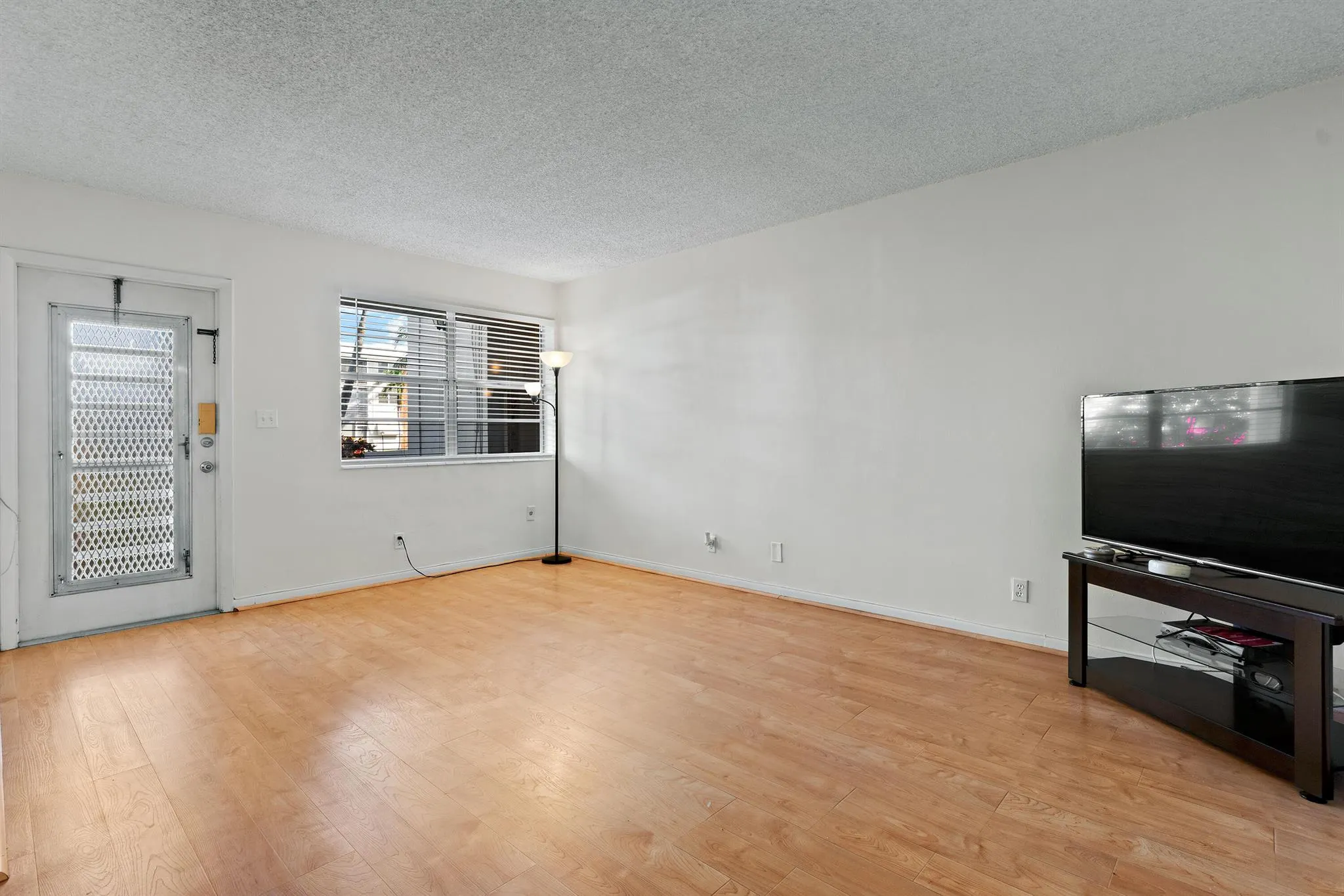 20 SE 13th Street, #A4