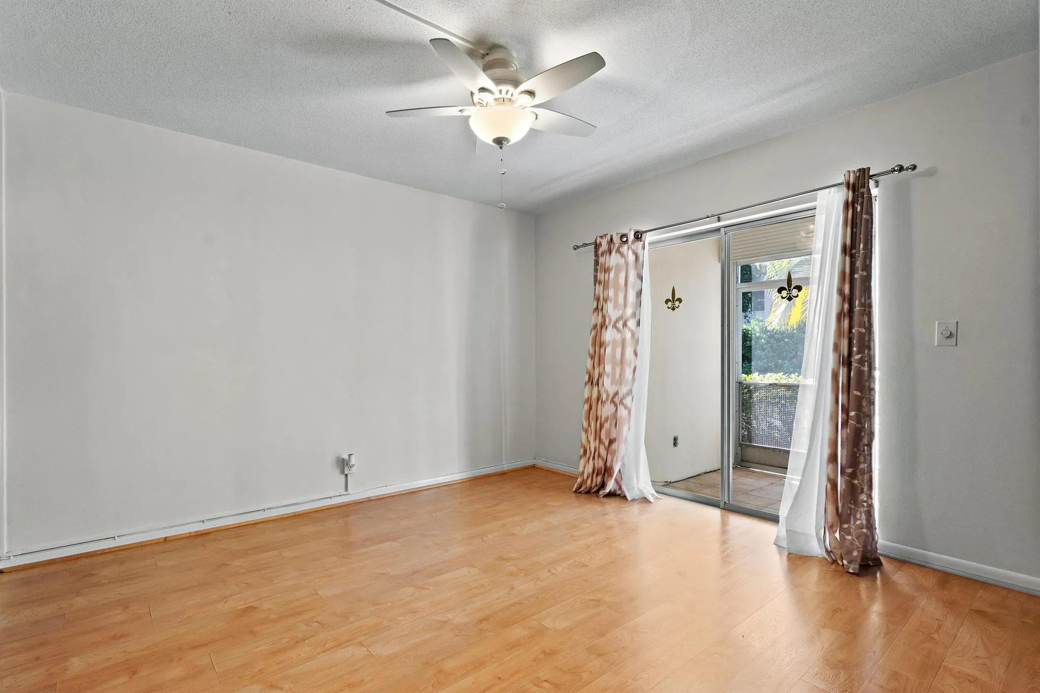 20 SE 13th Street, #A4