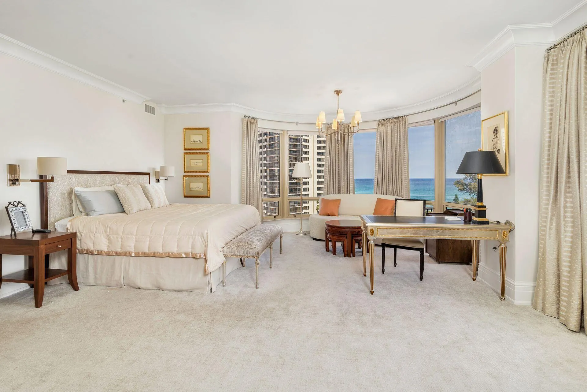 3920 N Ocean Drive, #7a