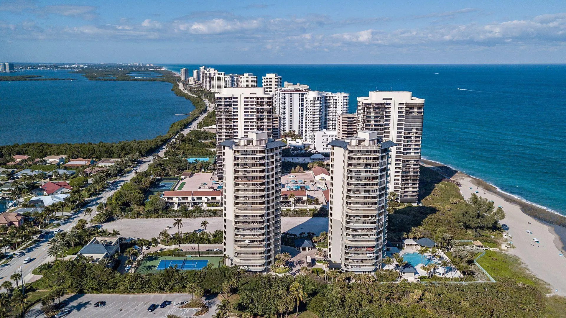 3920 N Ocean Drive, #7a