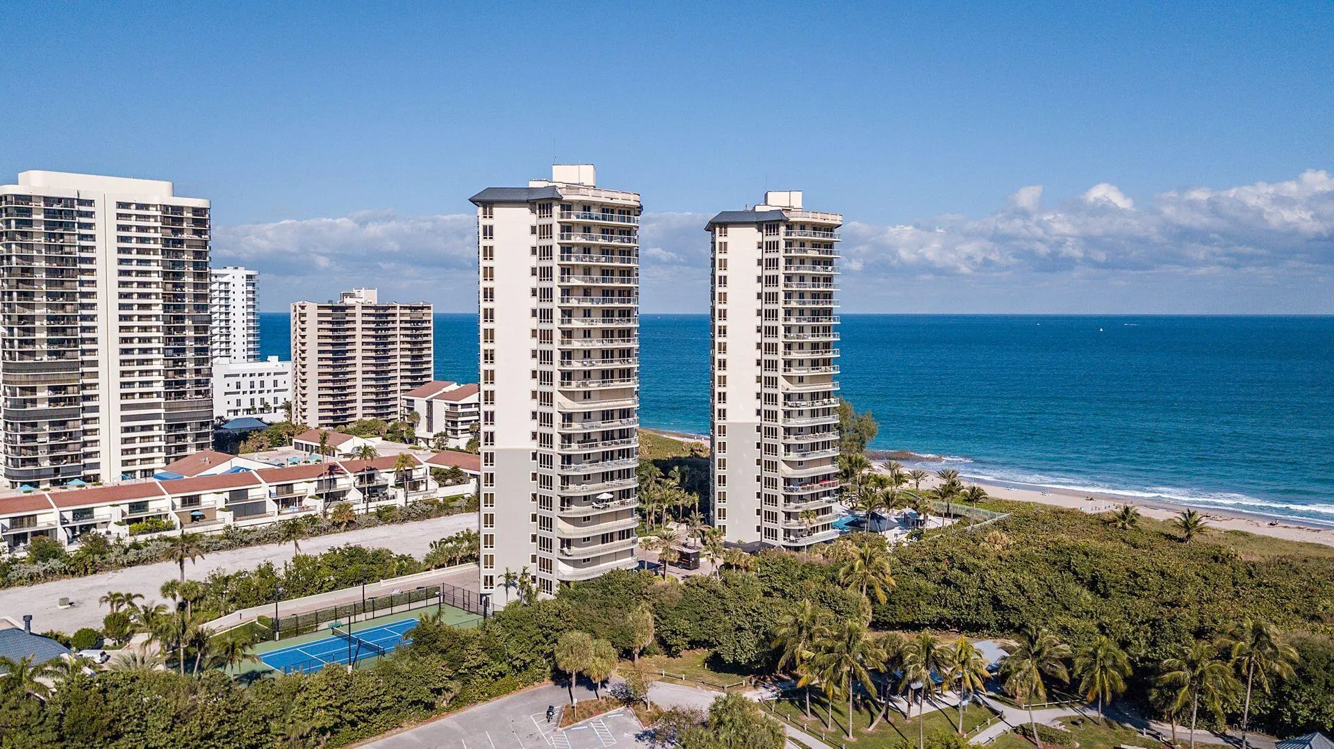 3920 N Ocean Drive, #7a