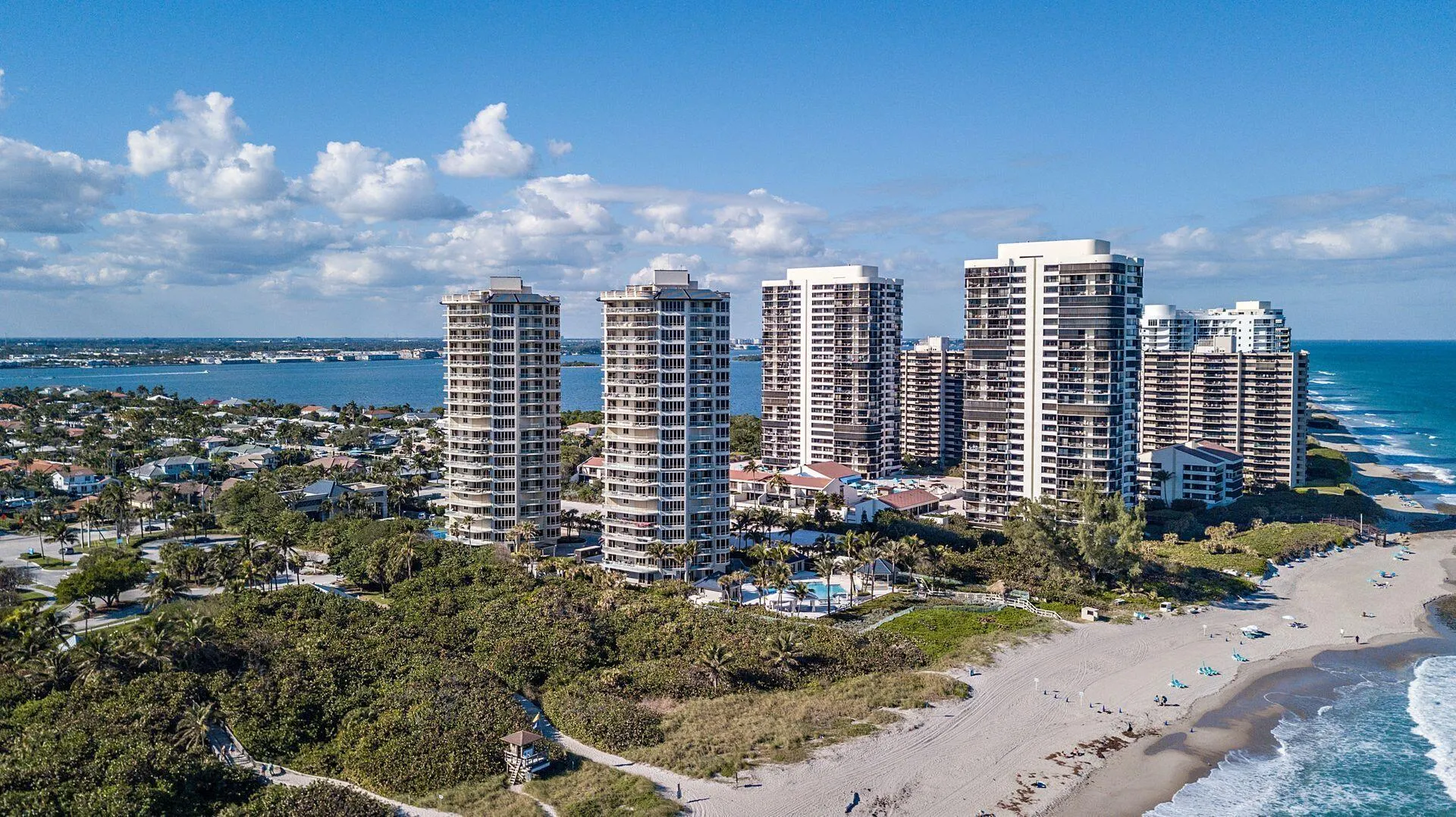 3920 N Ocean Drive, #7a