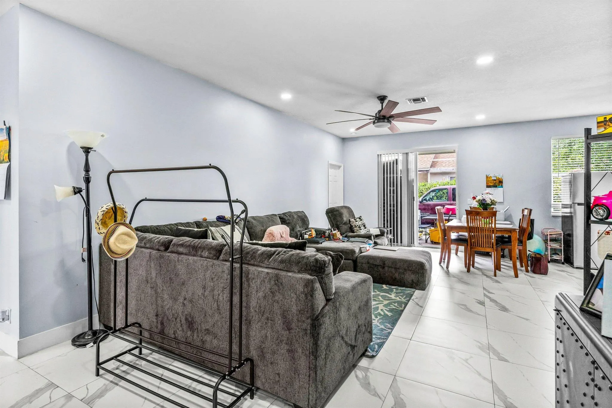 1087 Salmon Isle