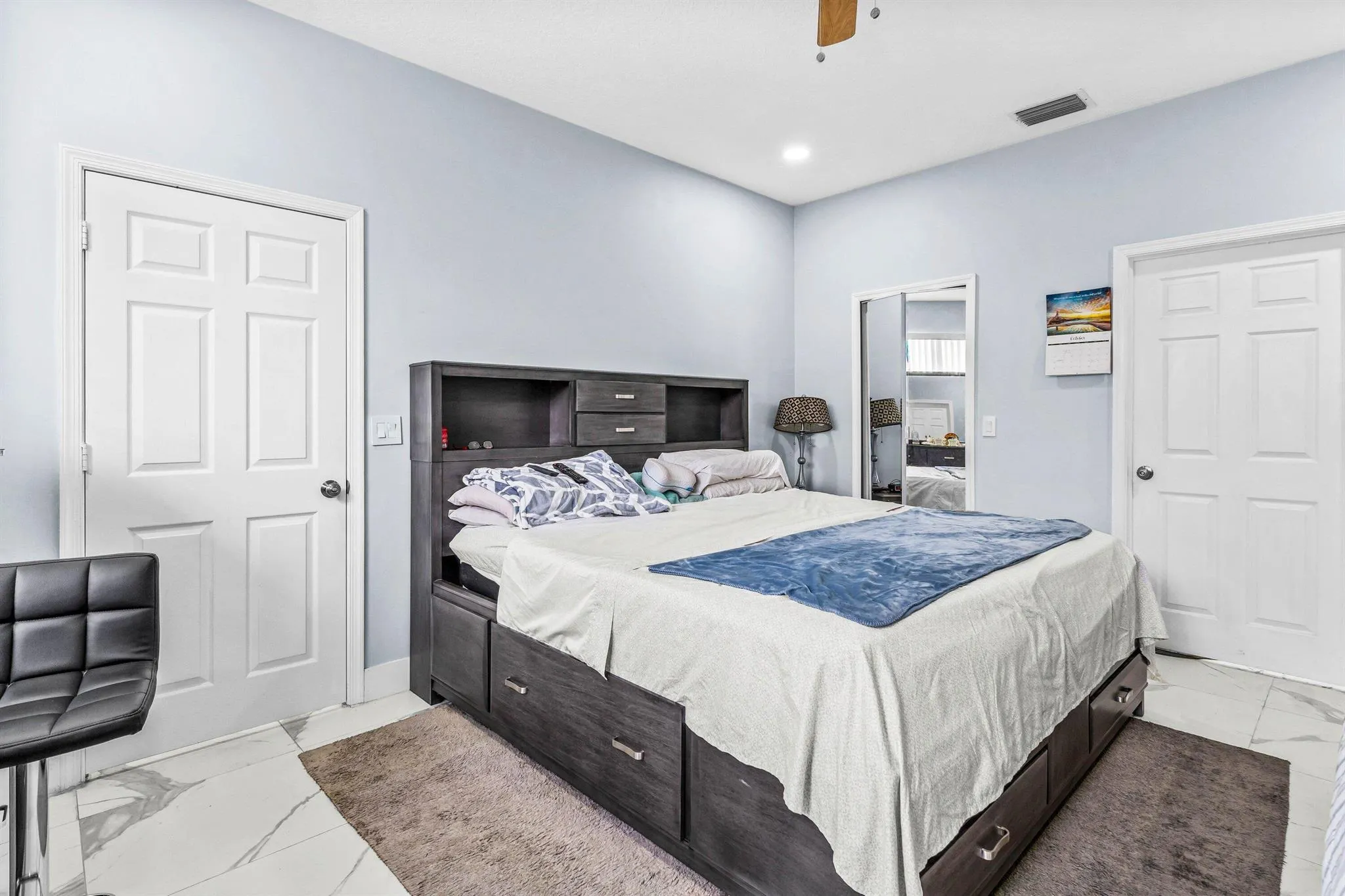 1087 Salmon Isle