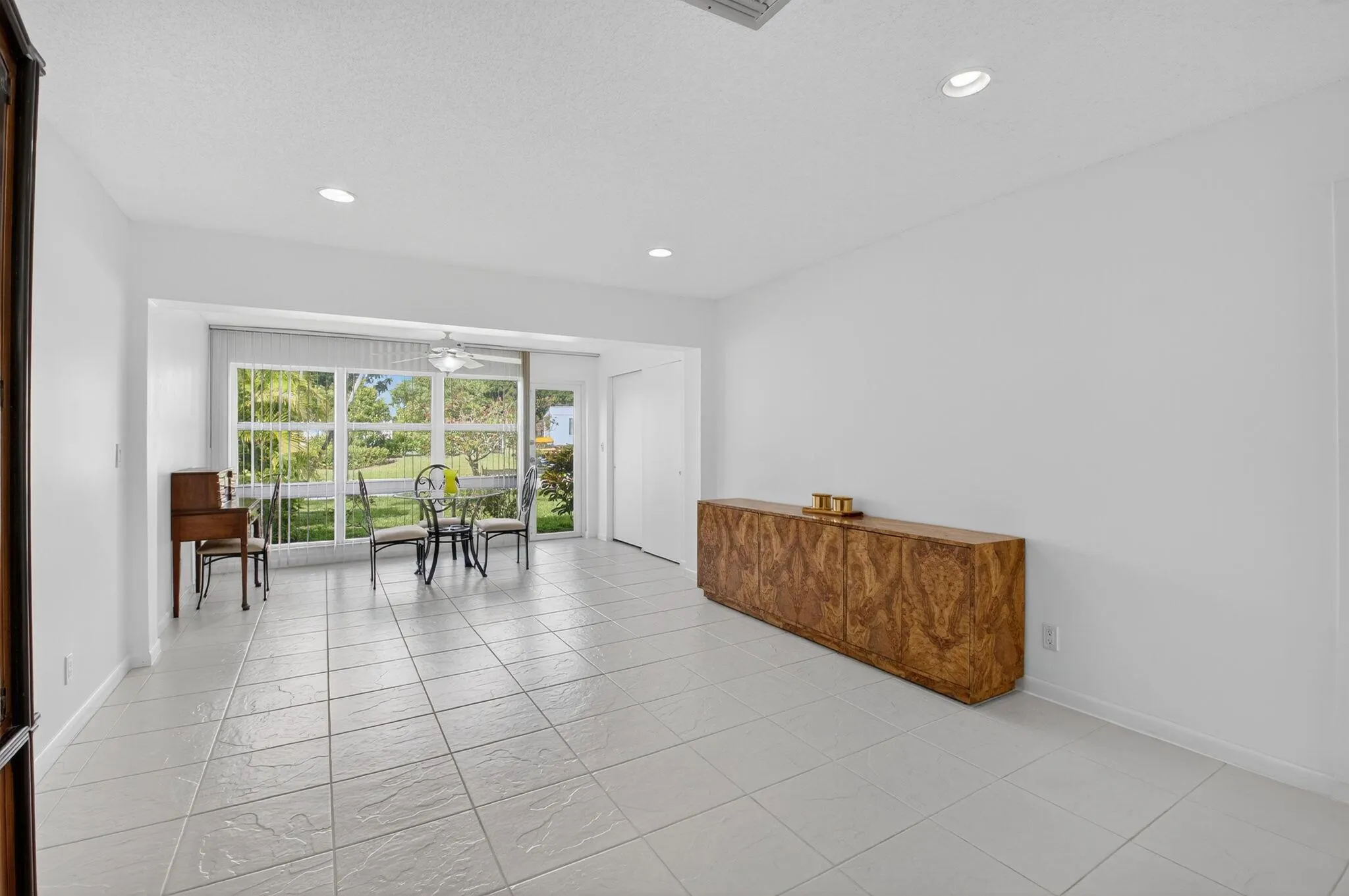 13632 Via Flora, Unit B