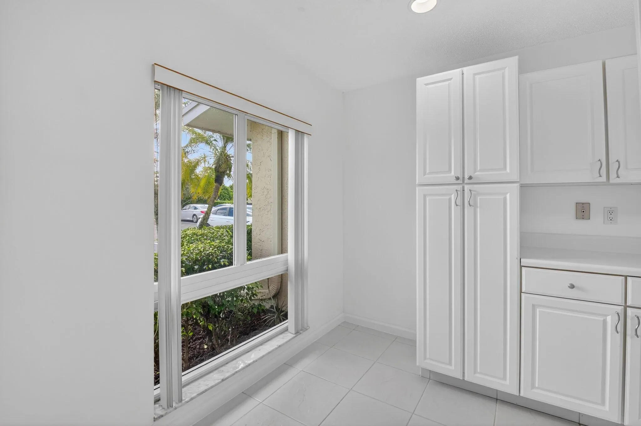 13632 Via Flora, Unit B