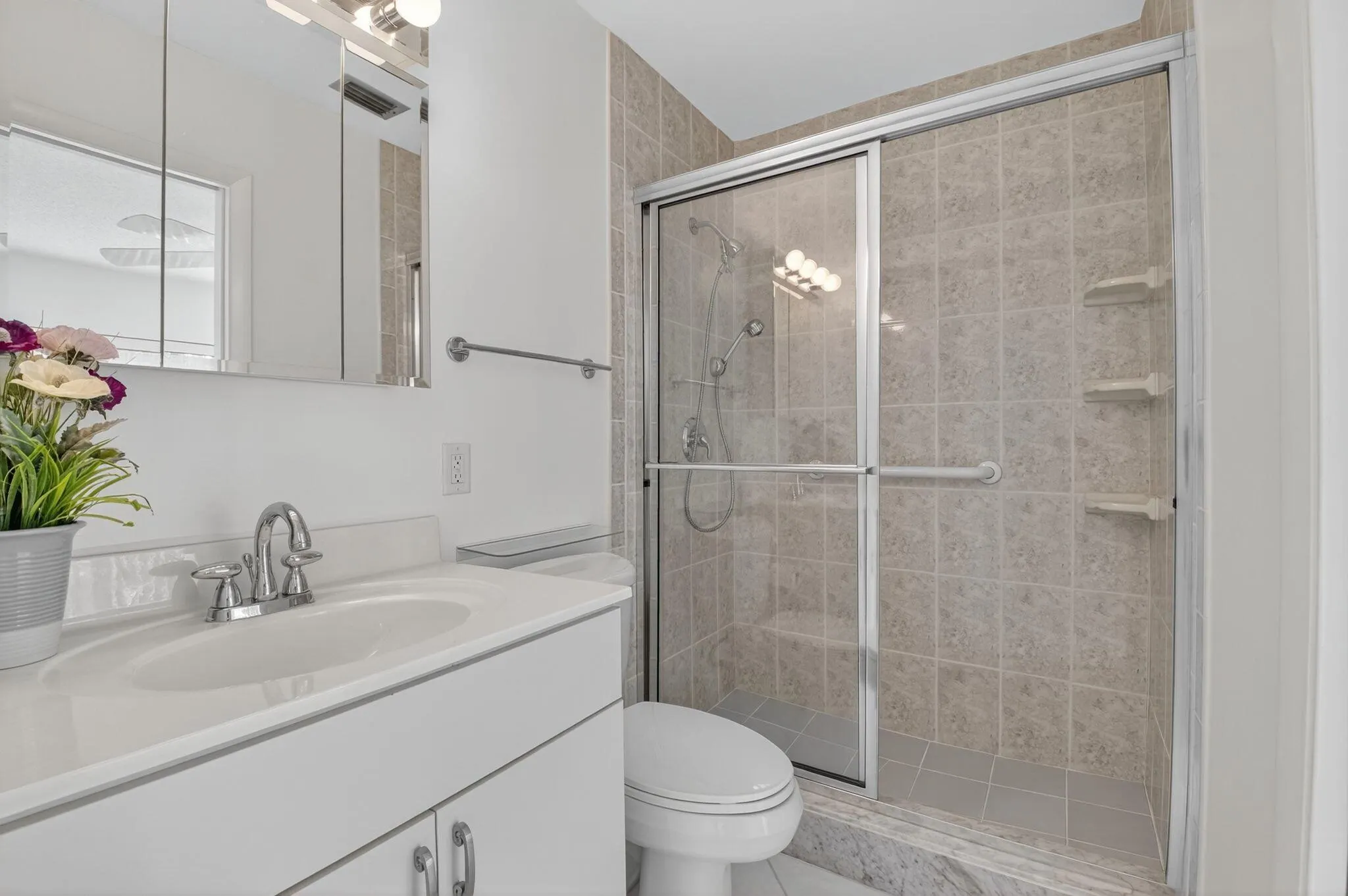 13632 Via Flora, Unit B